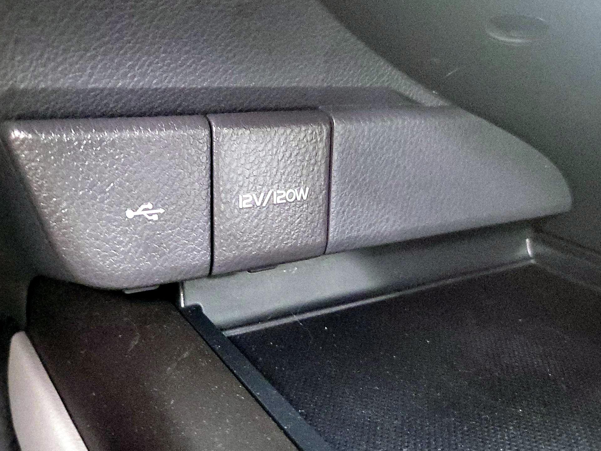 Thumbnail: 2023 Toyota Camry - 18