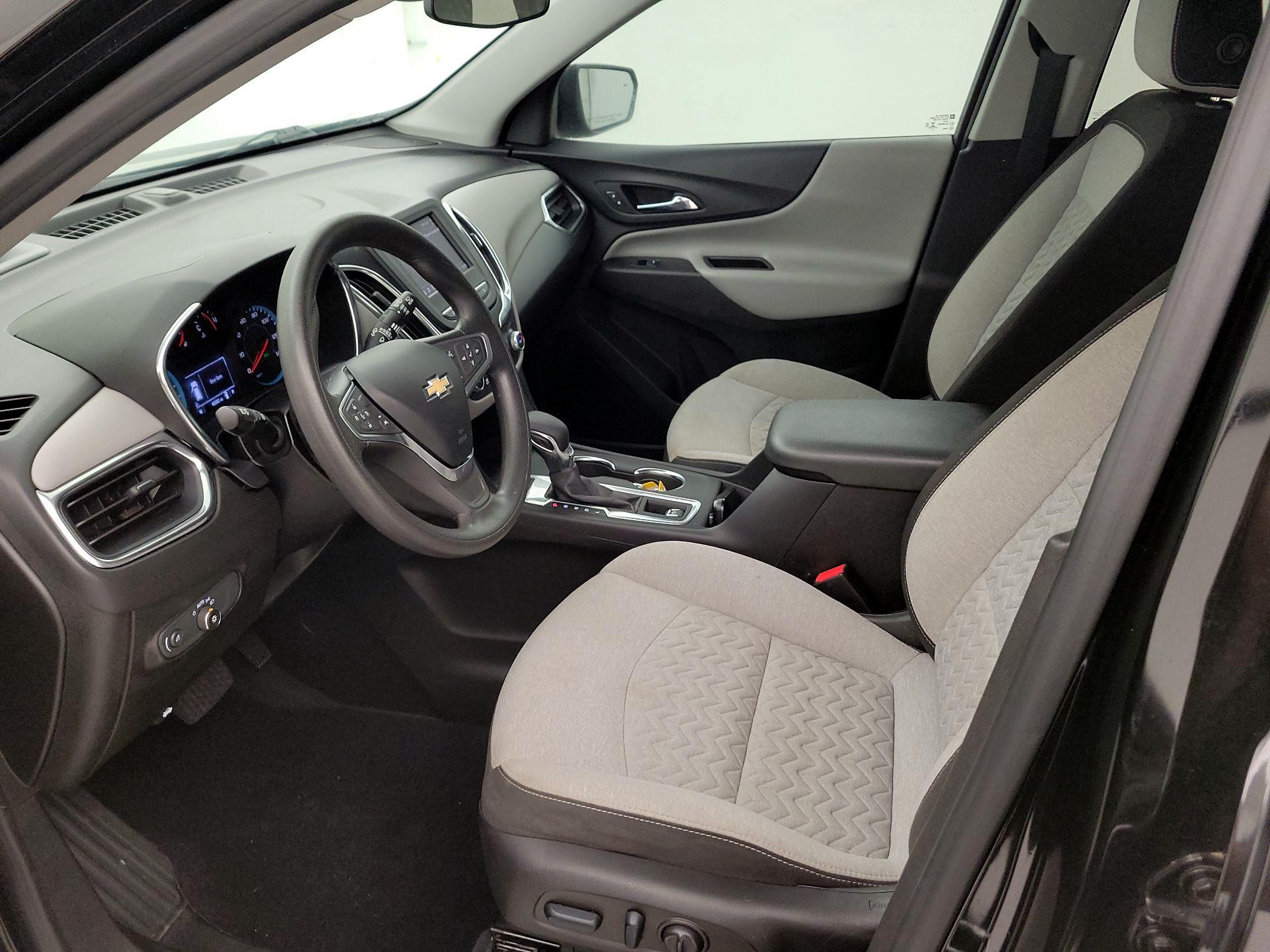 Thumbnail: 2022 Chevrolet Equinox - 11