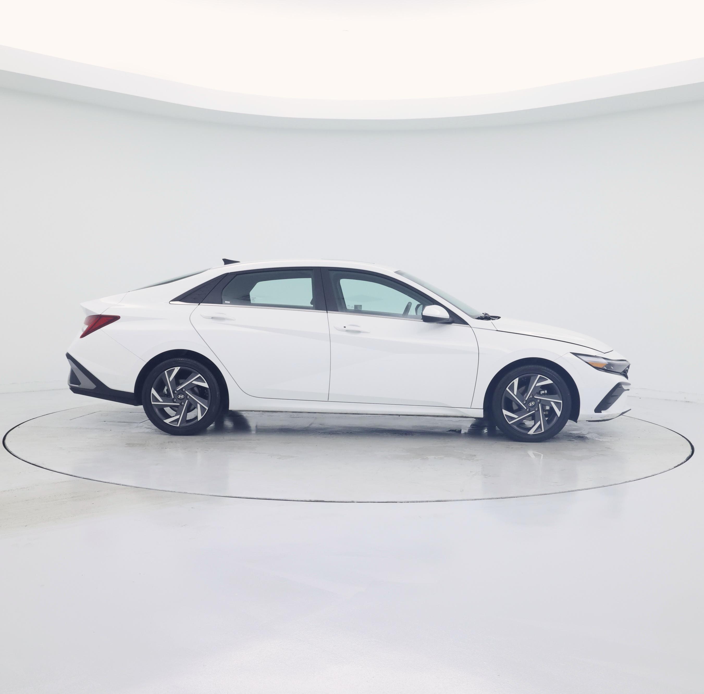 Thumbnail: 2025 Hyundai Elantra - 7