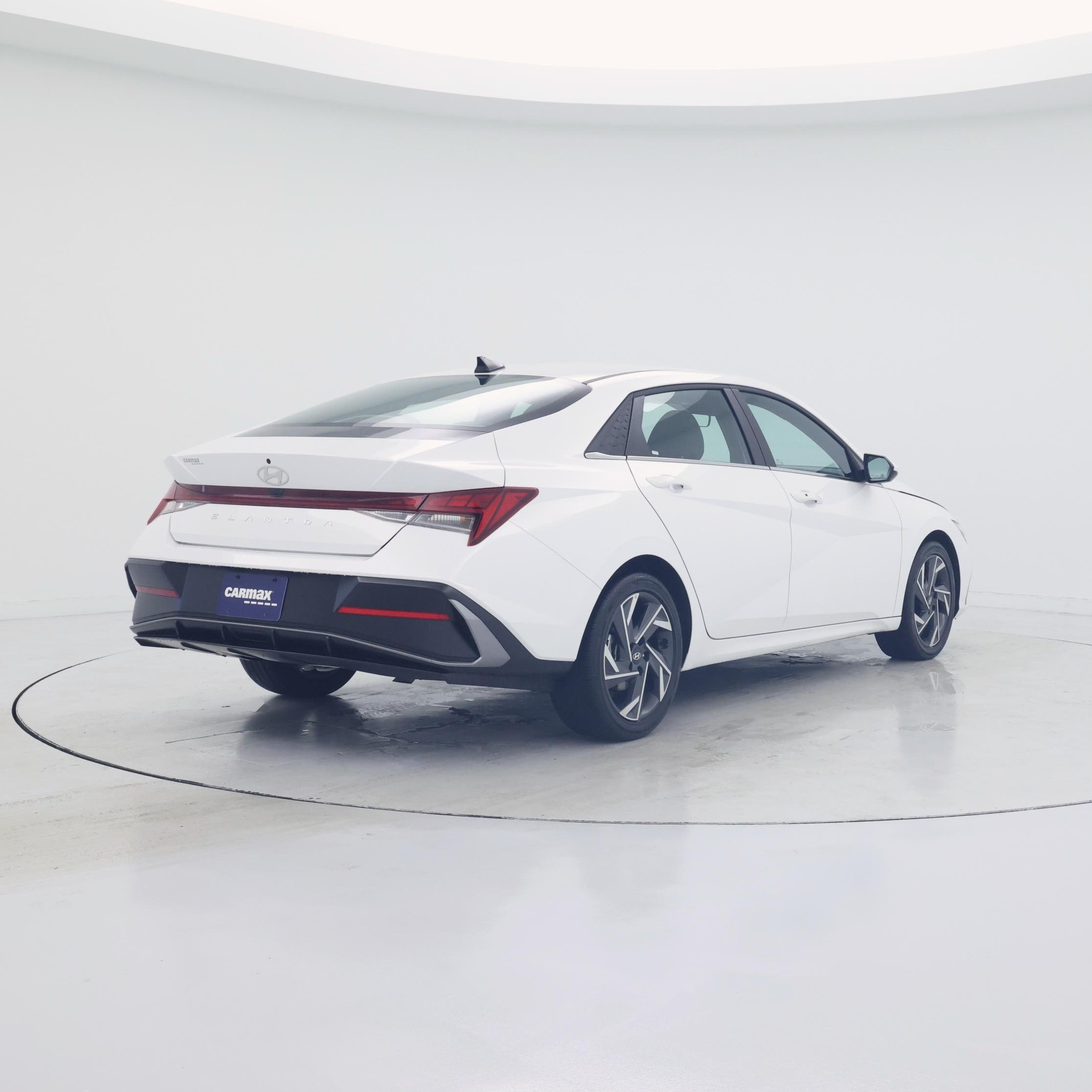 Thumbnail: 2025 Hyundai Elantra - 8