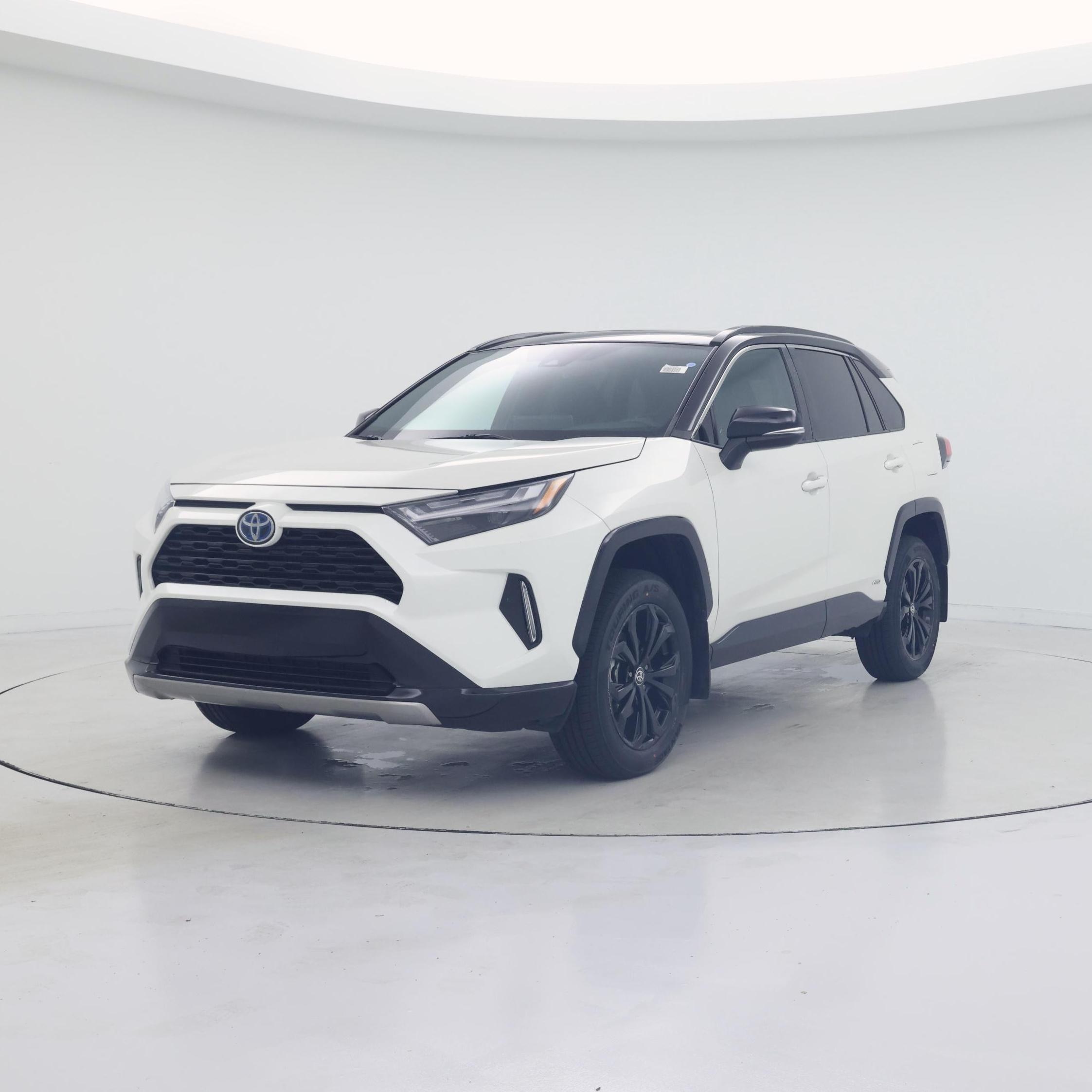 Thumbnail: 2022 Toyota RAV4 - 4