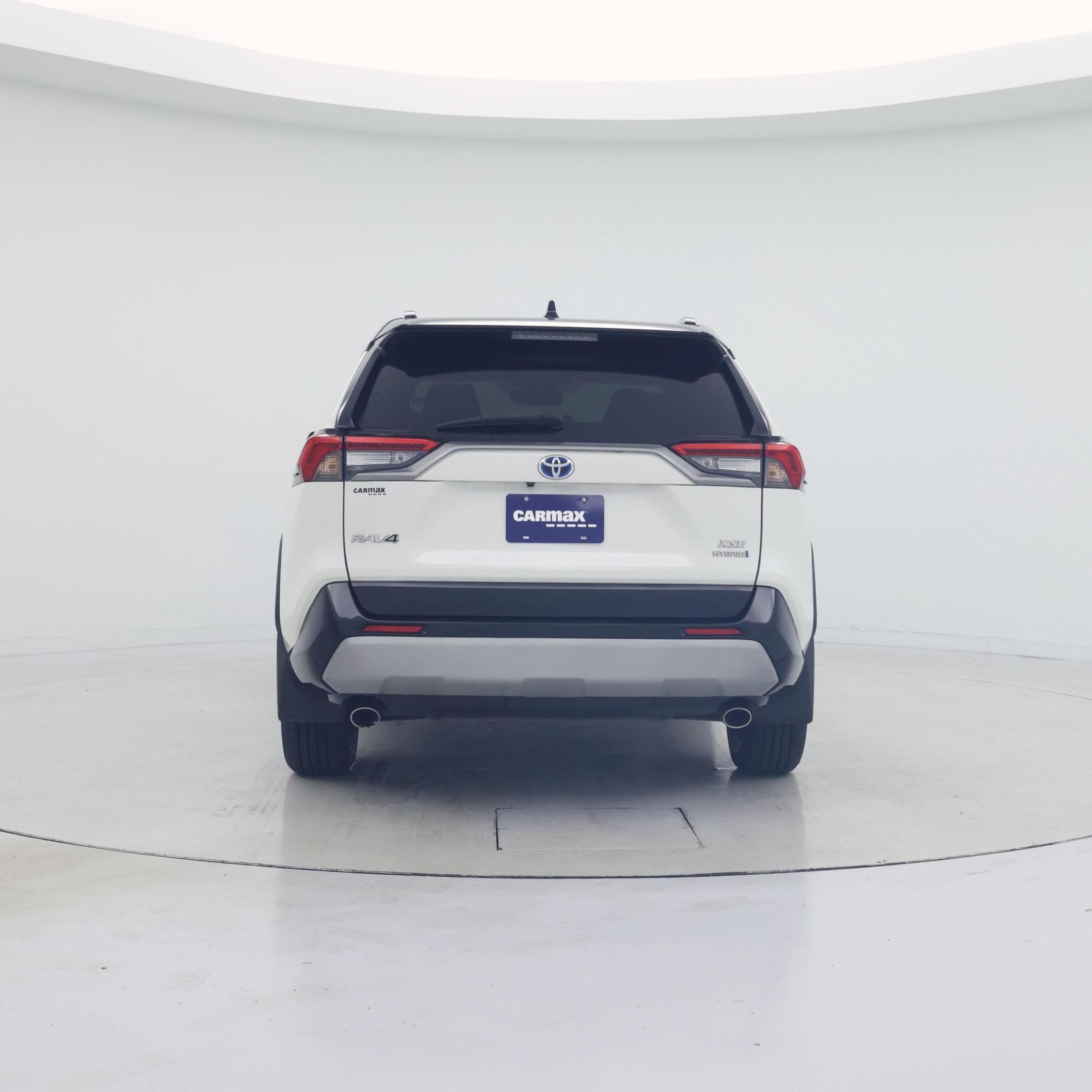 Thumbnail: 2022 Toyota RAV4 - 6