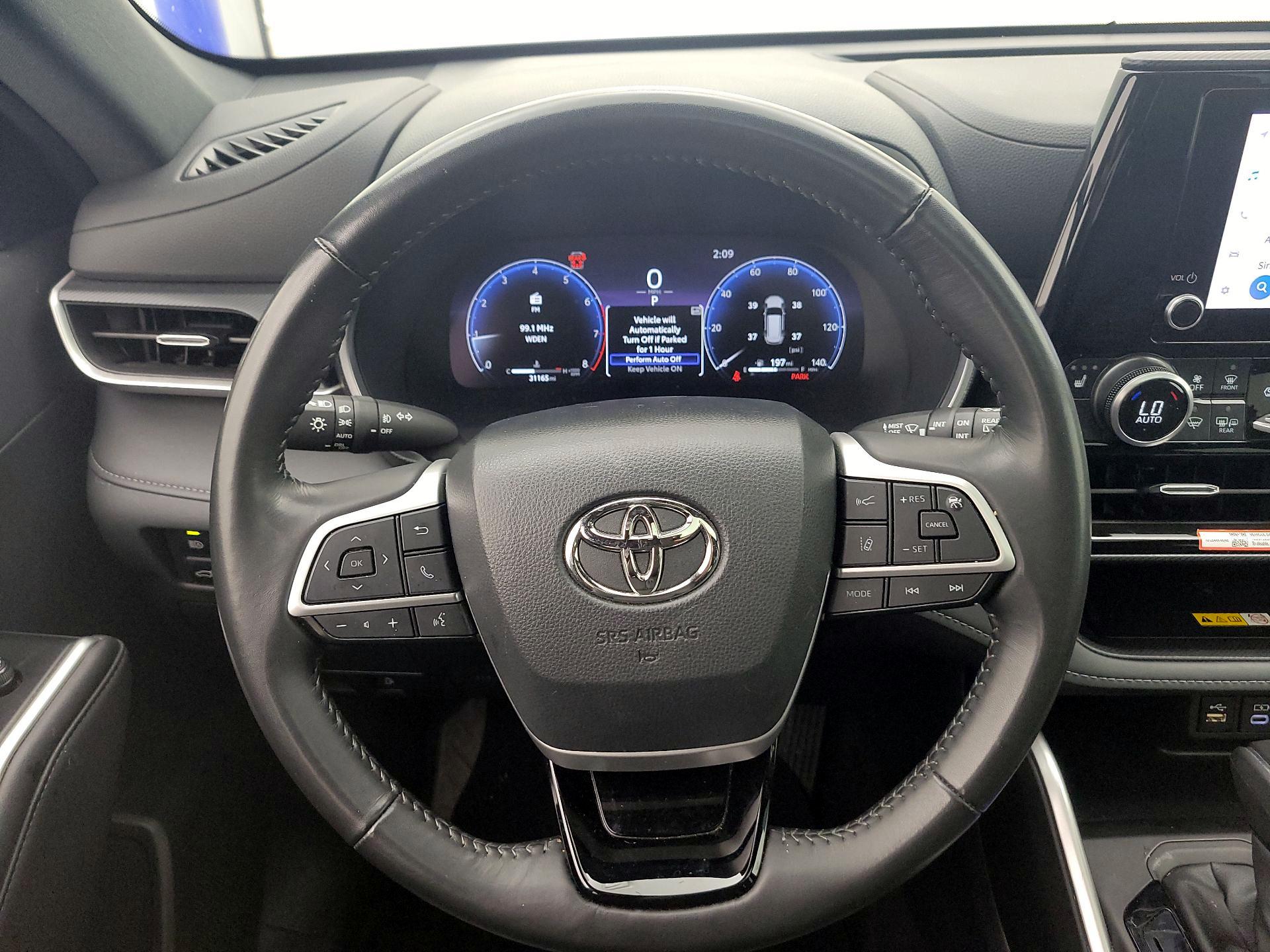 Thumbnail: 2025 Toyota Highlander - 10