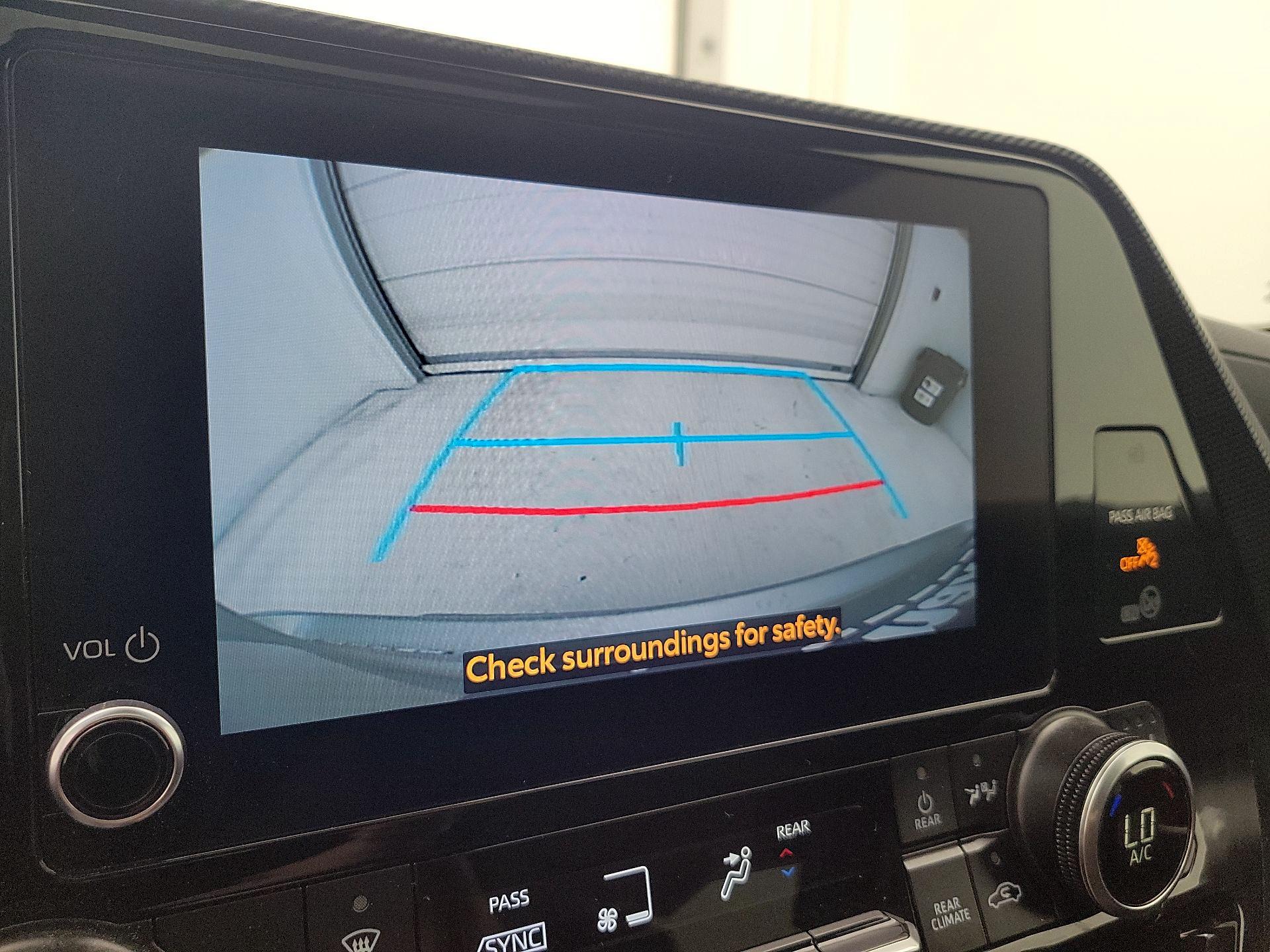 Thumbnail: 2025 Toyota Highlander - 15