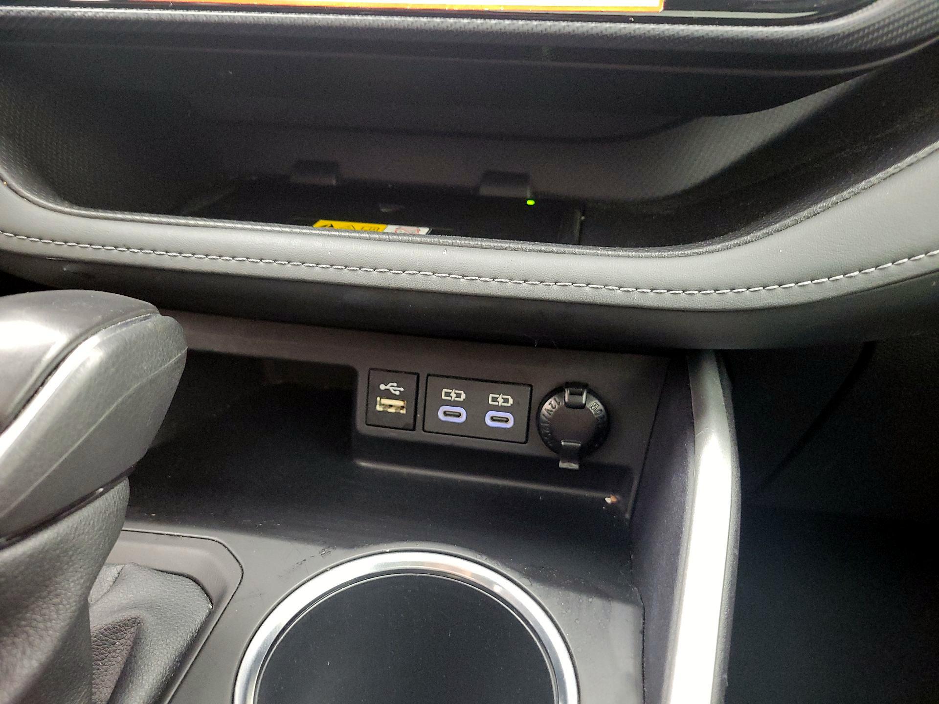 Thumbnail: 2025 Toyota Highlander - 19