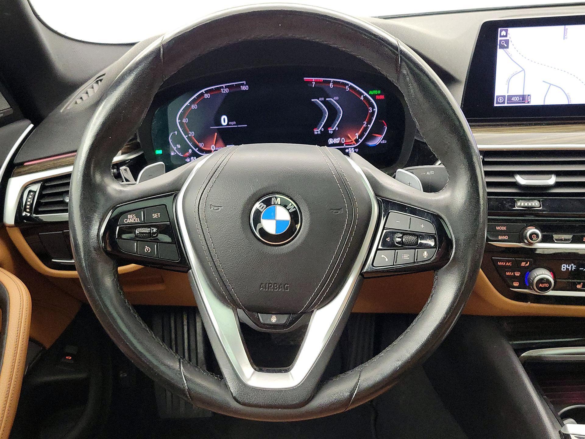 Thumbnail: 2020 BMW 5 Series - 10