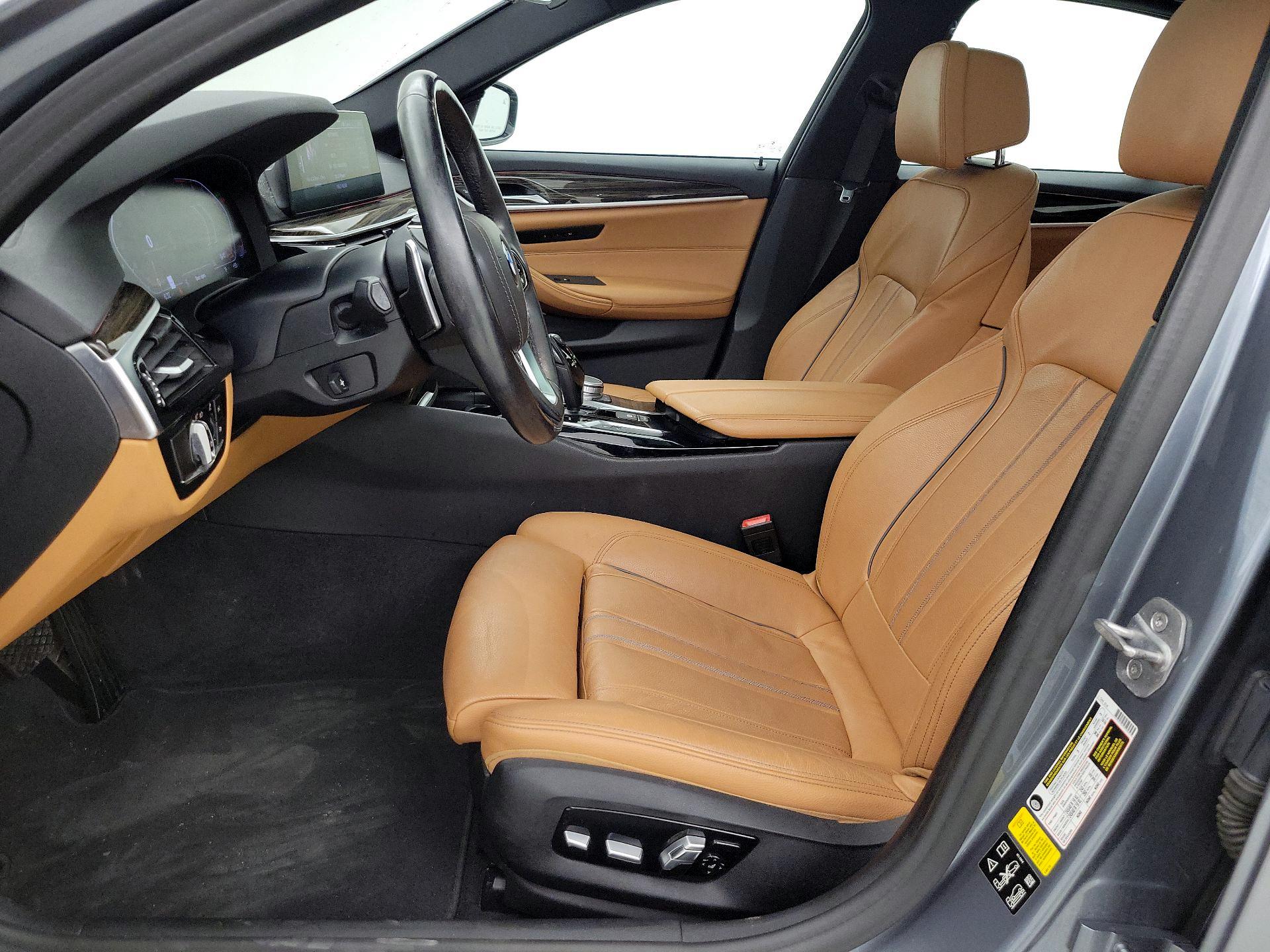 Thumbnail: 2020 BMW 5 Series - 11
