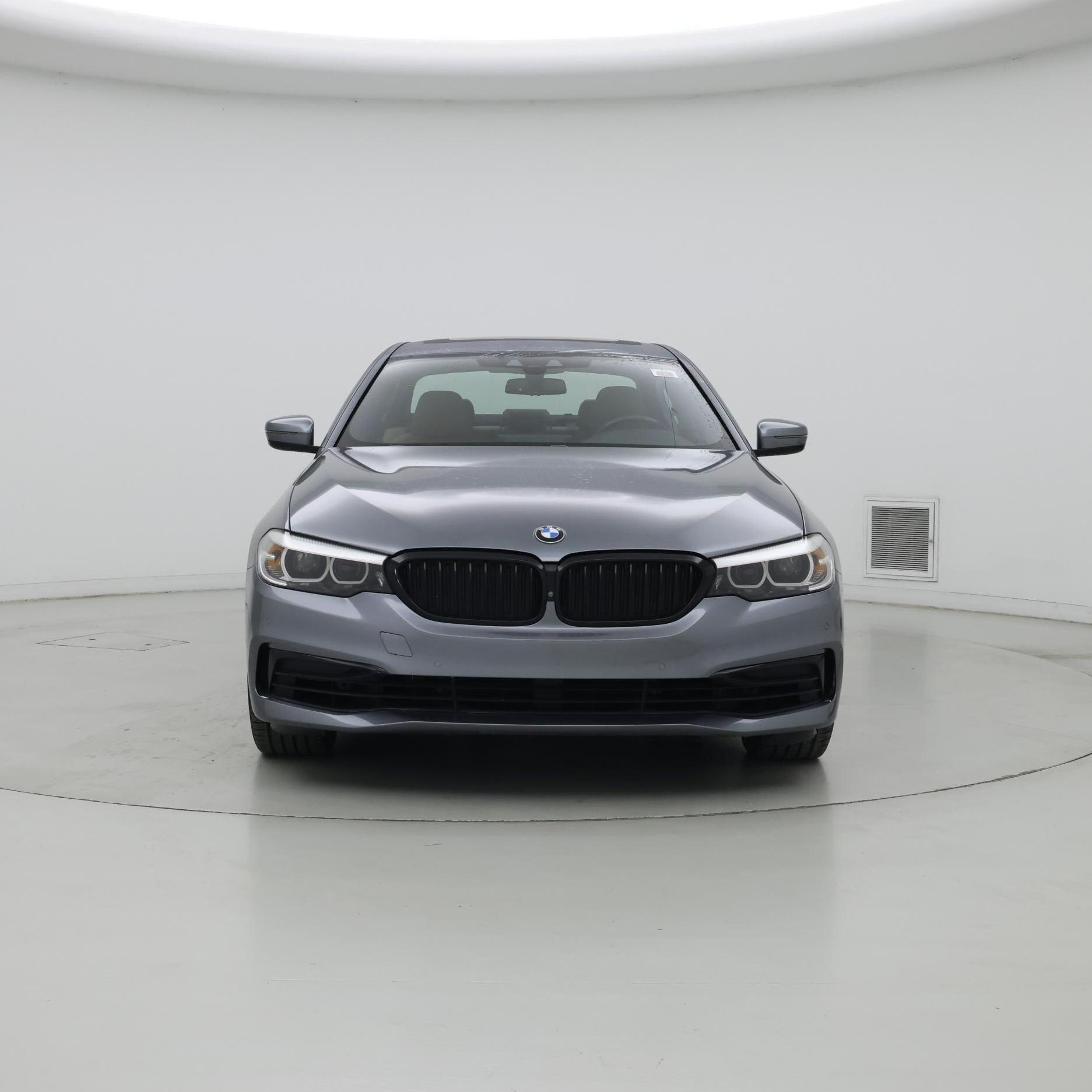 Thumbnail: 2020 BMW 5 Series - 5