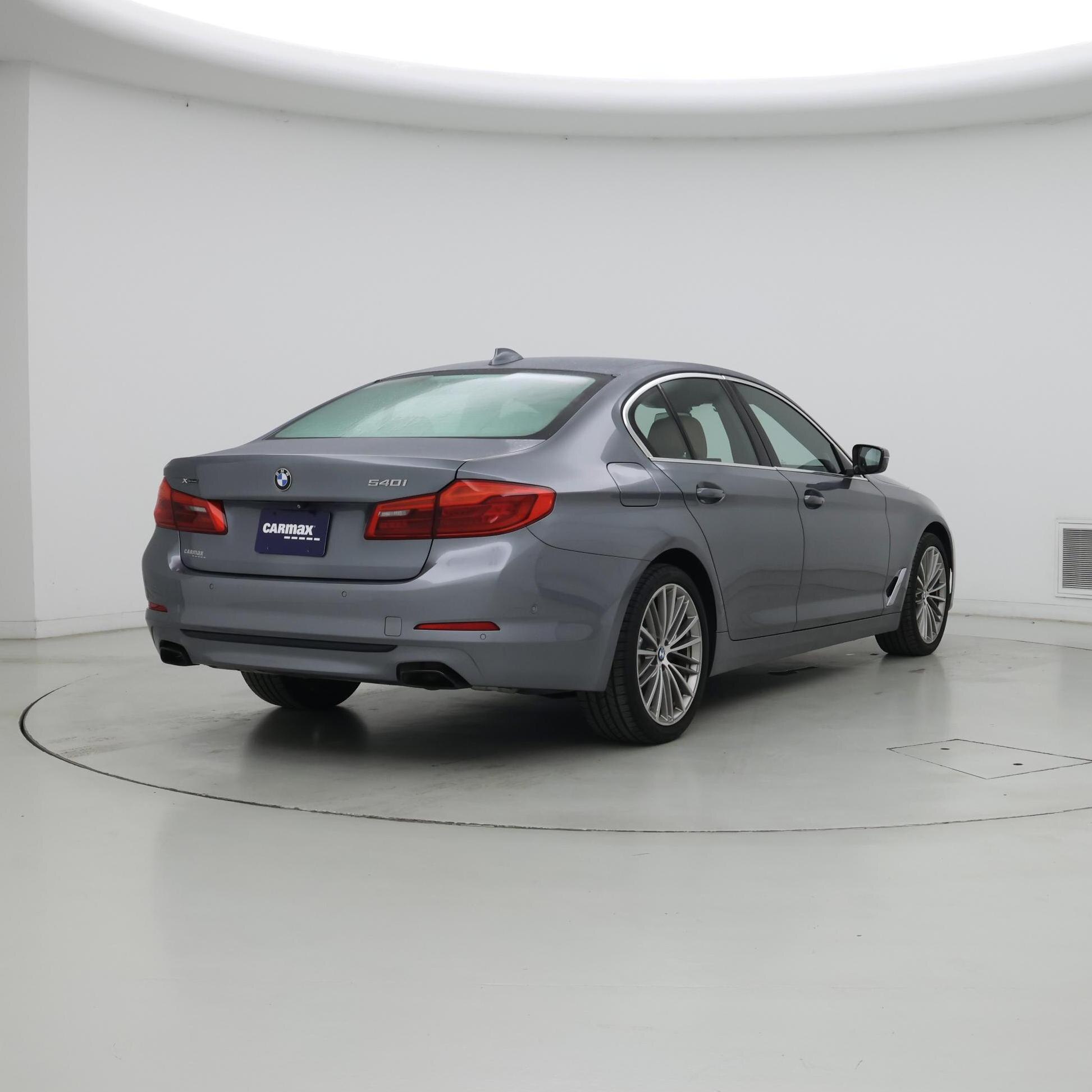 Thumbnail: 2020 BMW 5 Series - 8