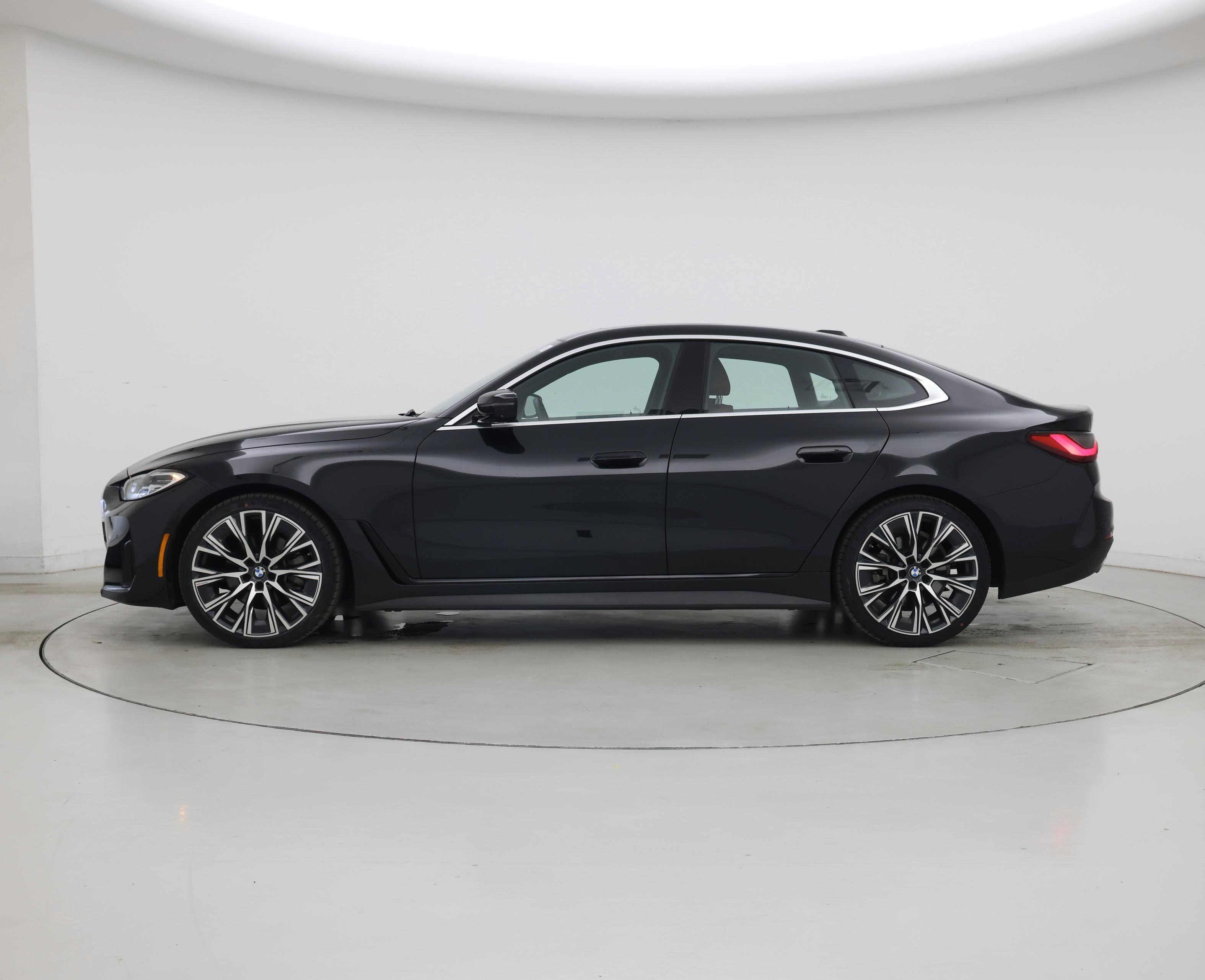 Thumbnail: 2024 BMW 4 Series - 3