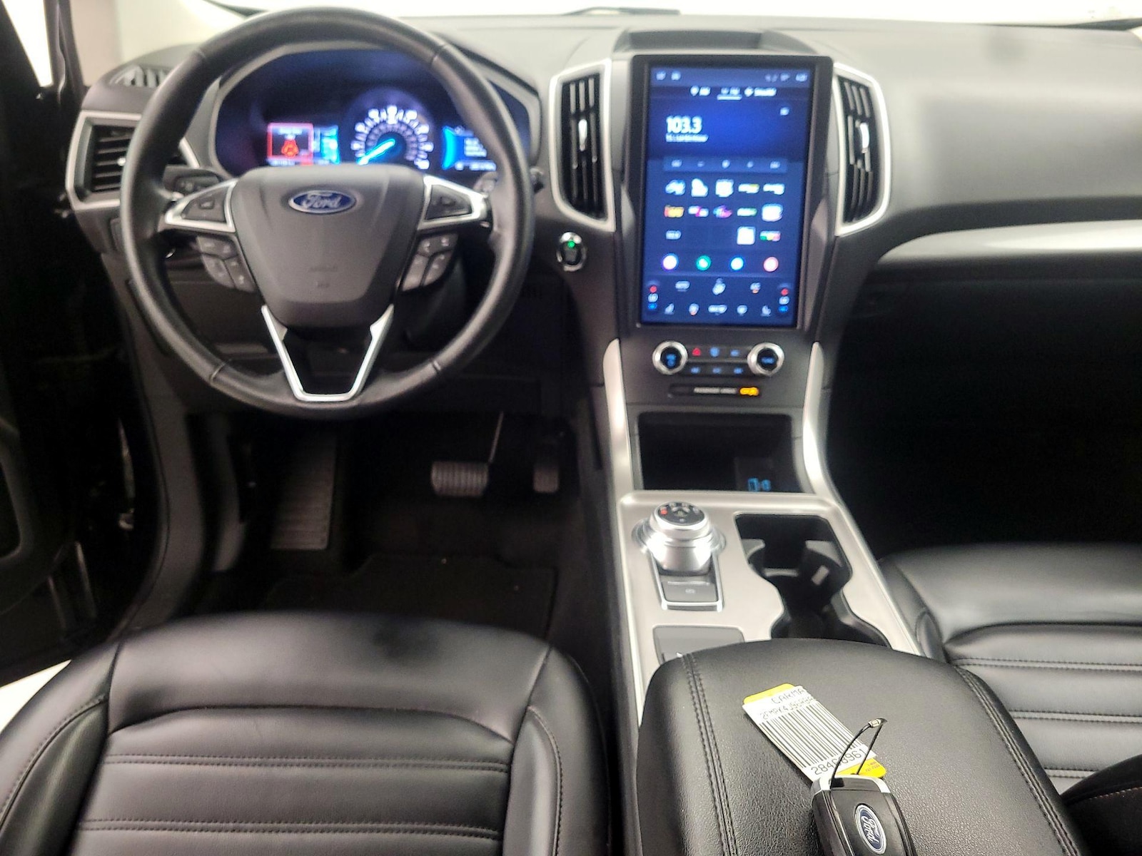 2024 Ford Edge SEL - Photo 10
