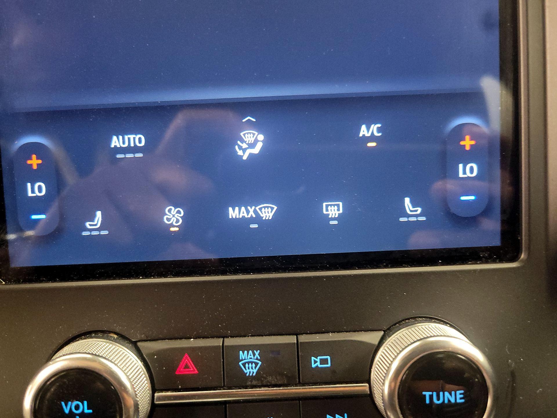 Thumbnail: 2024 Ford Edge - 16