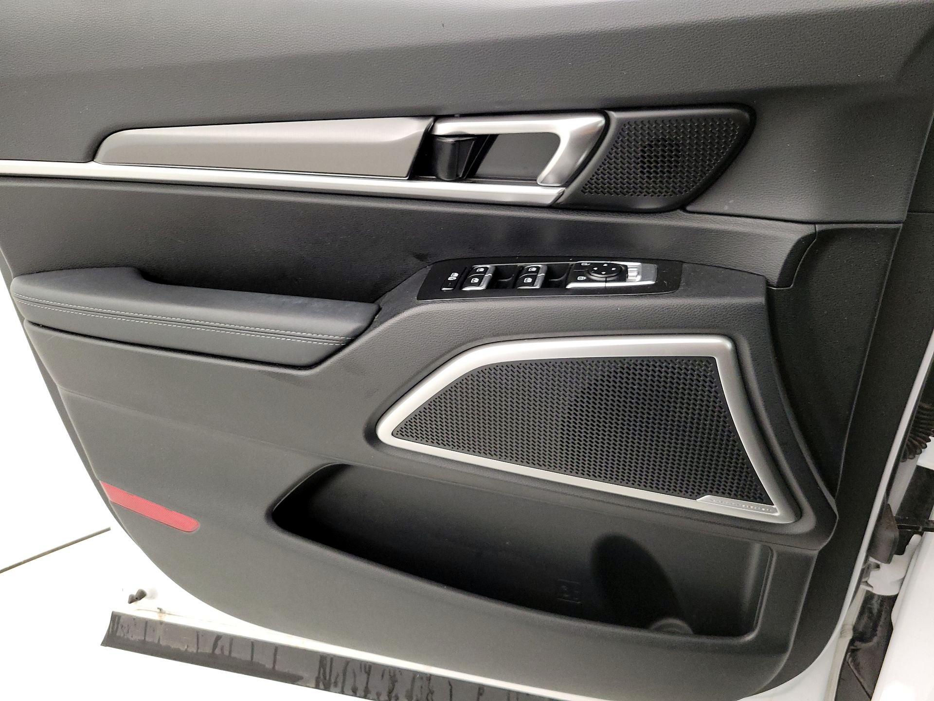 Thumbnail: 2023 Kia Telluride - 12