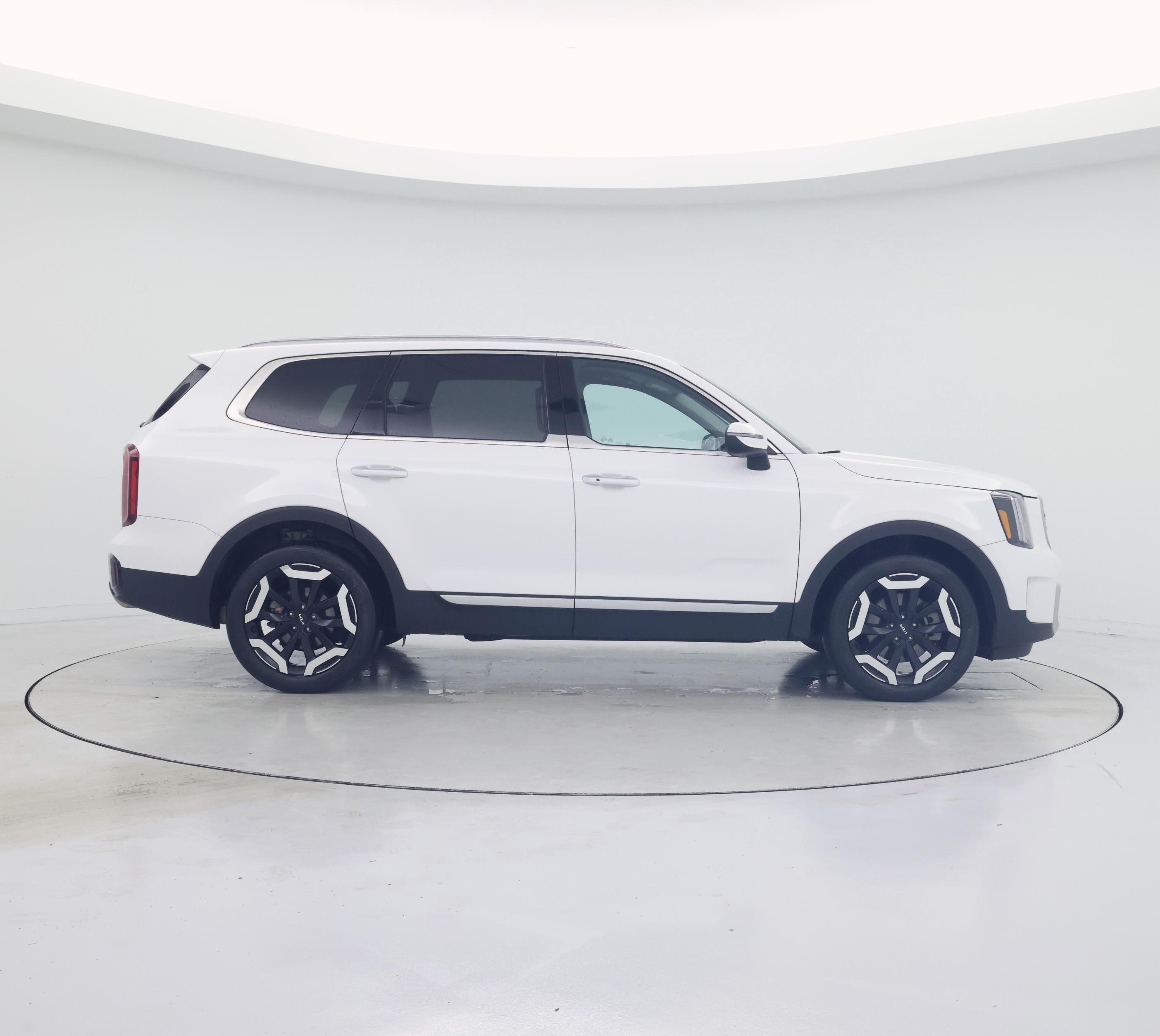 Thumbnail: 2023 Kia Telluride - 7