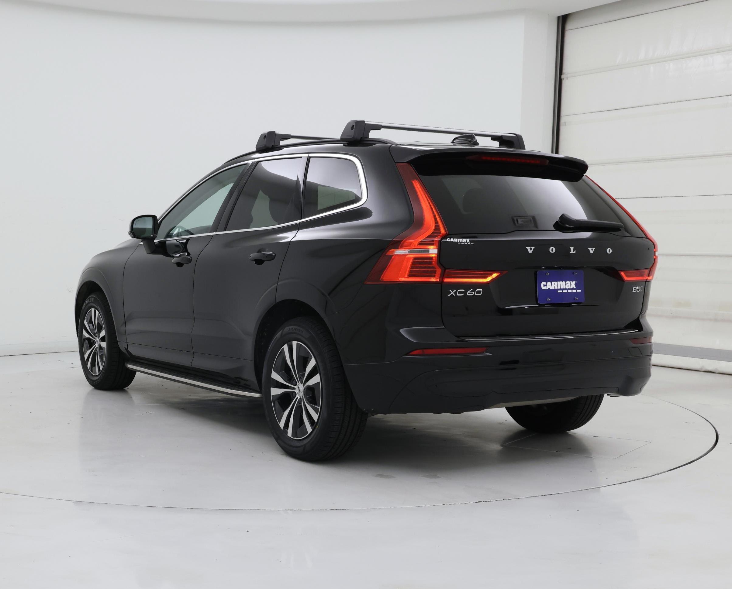 Thumbnail: 2023 Volvo XC60 - 2
