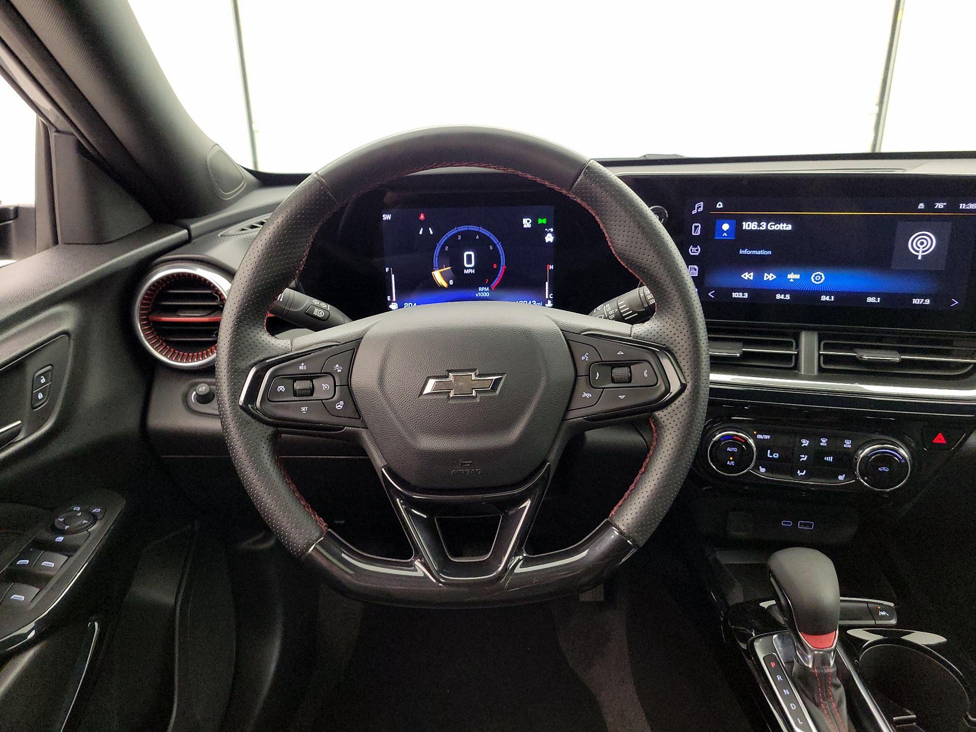 Thumbnail: 2024 Chevrolet Trax - 10