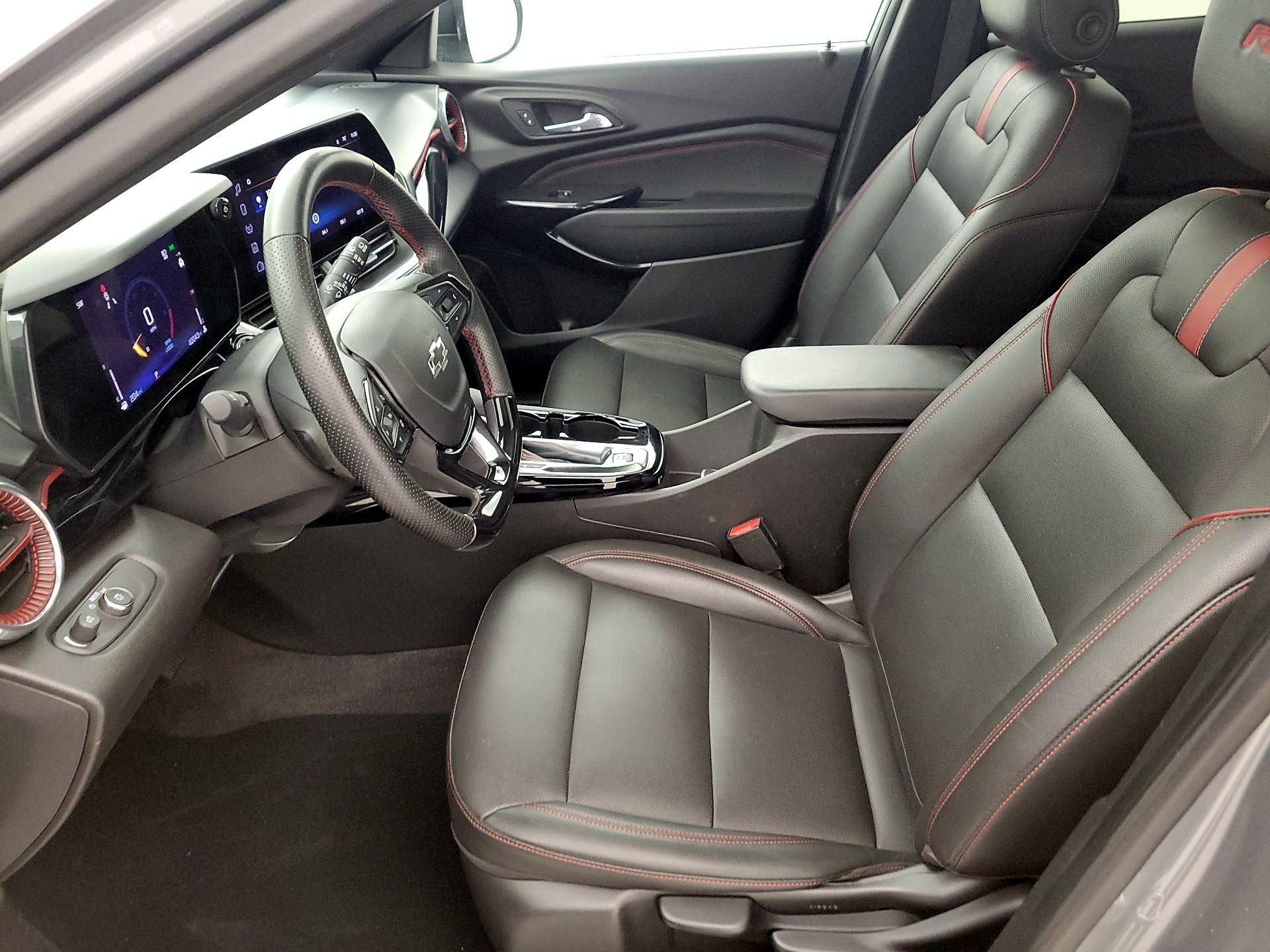 Thumbnail: 2024 Chevrolet Trax - 11