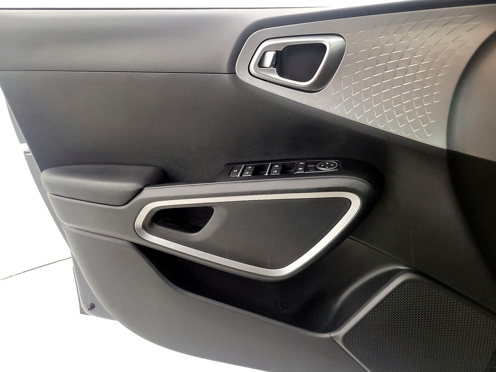 Thumbnail: 2024 Kia Soul - 12