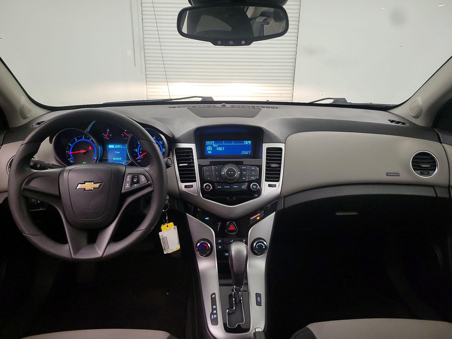 Thumbnail: 2016 Chevrolet Cruze - 9