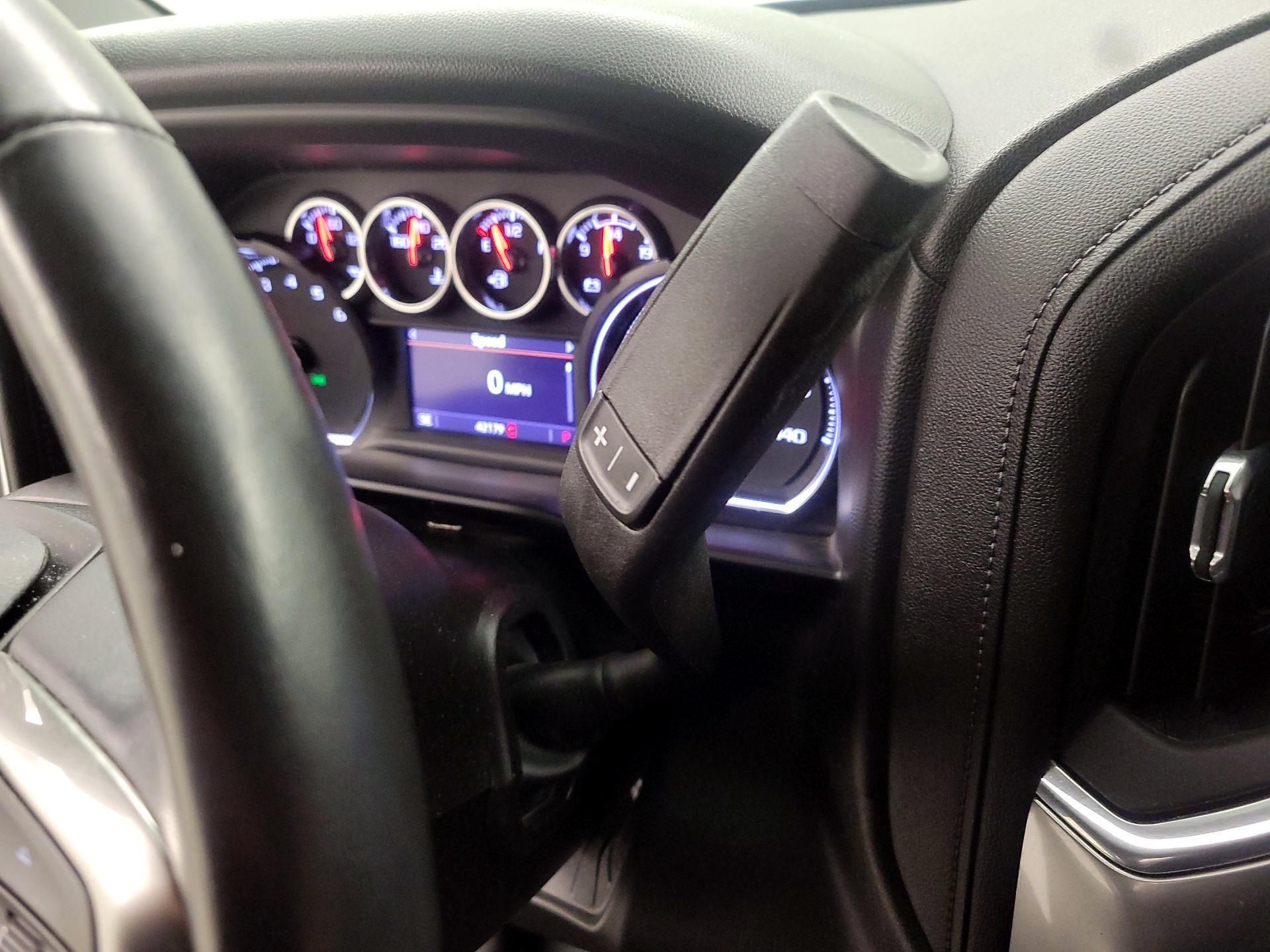 Thumbnail: 2021 Chevrolet Silverado 1500 - 17