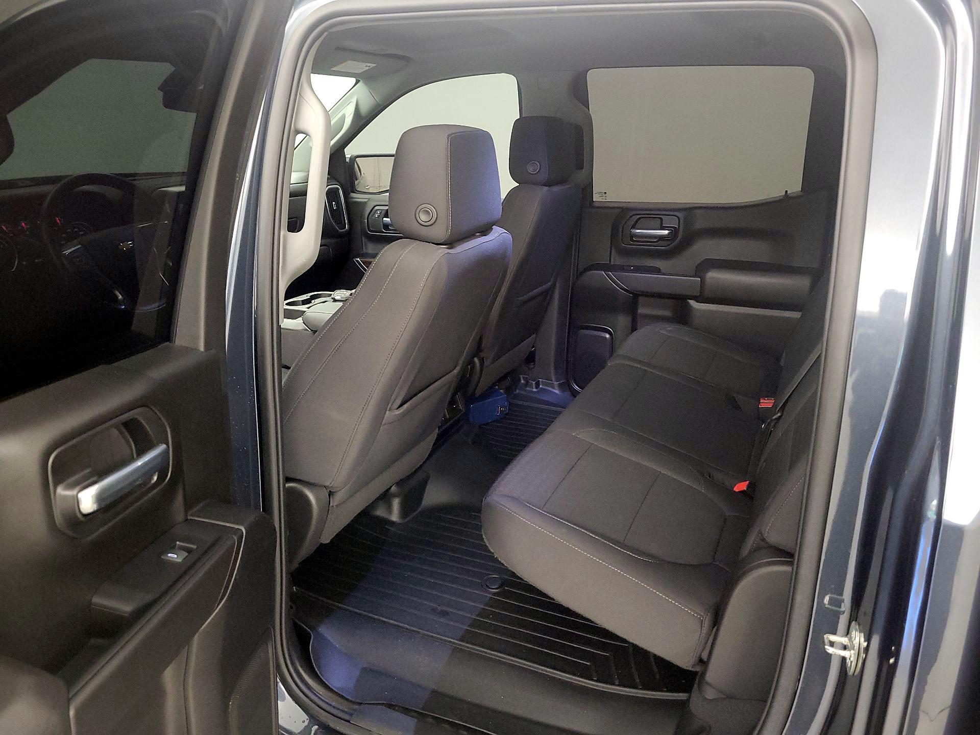 Thumbnail: 2021 Chevrolet Silverado 1500 - 19