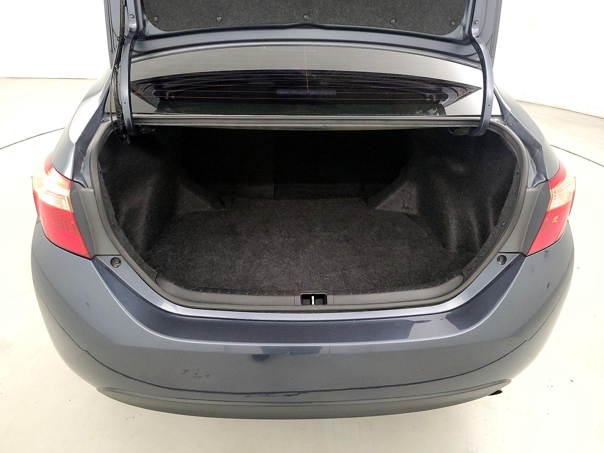 Thumbnail: 2019 Toyota Corolla - 20