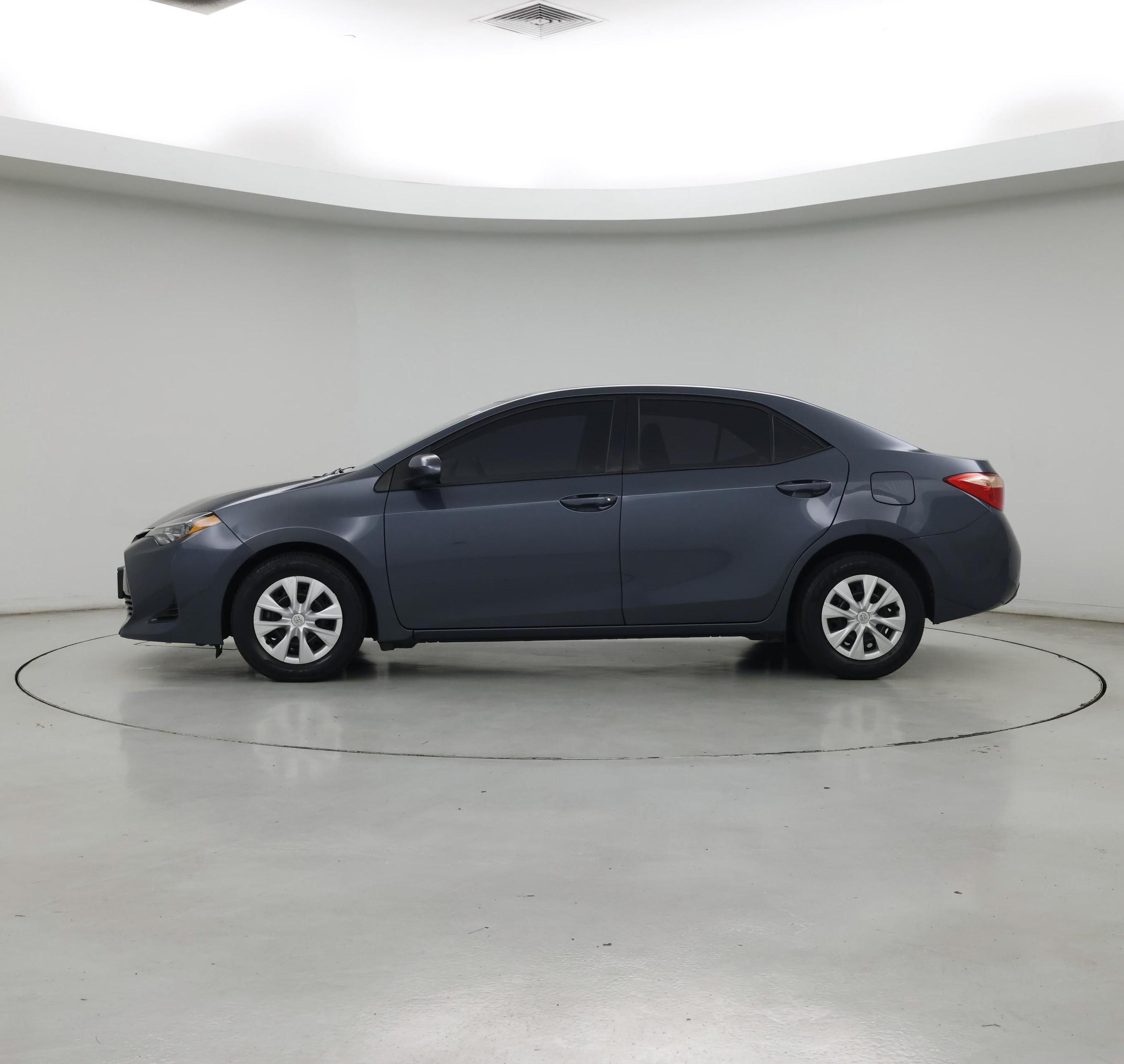 Thumbnail: 2019 Toyota Corolla - 3