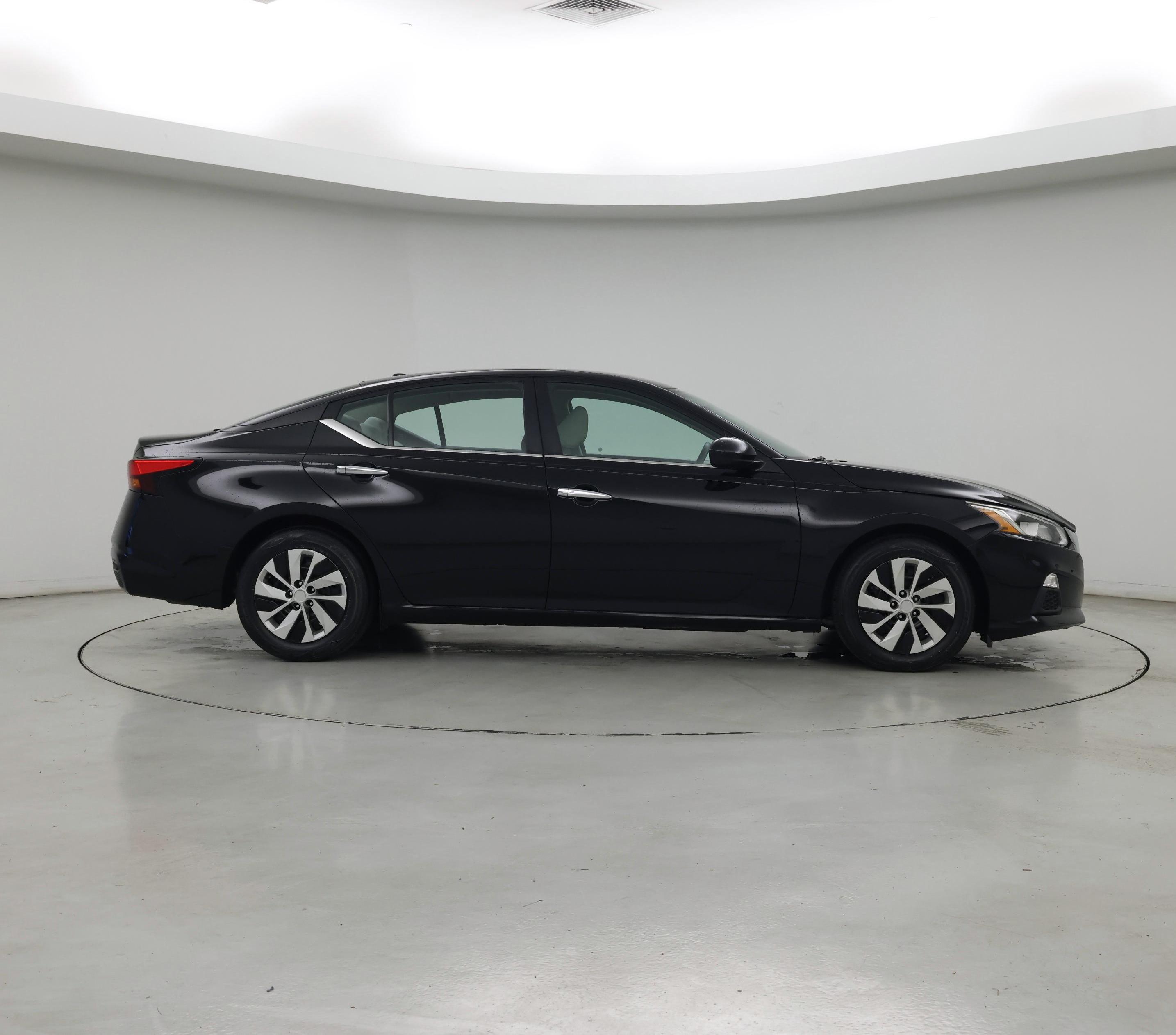Thumbnail: 2019 Nissan Altima - 7