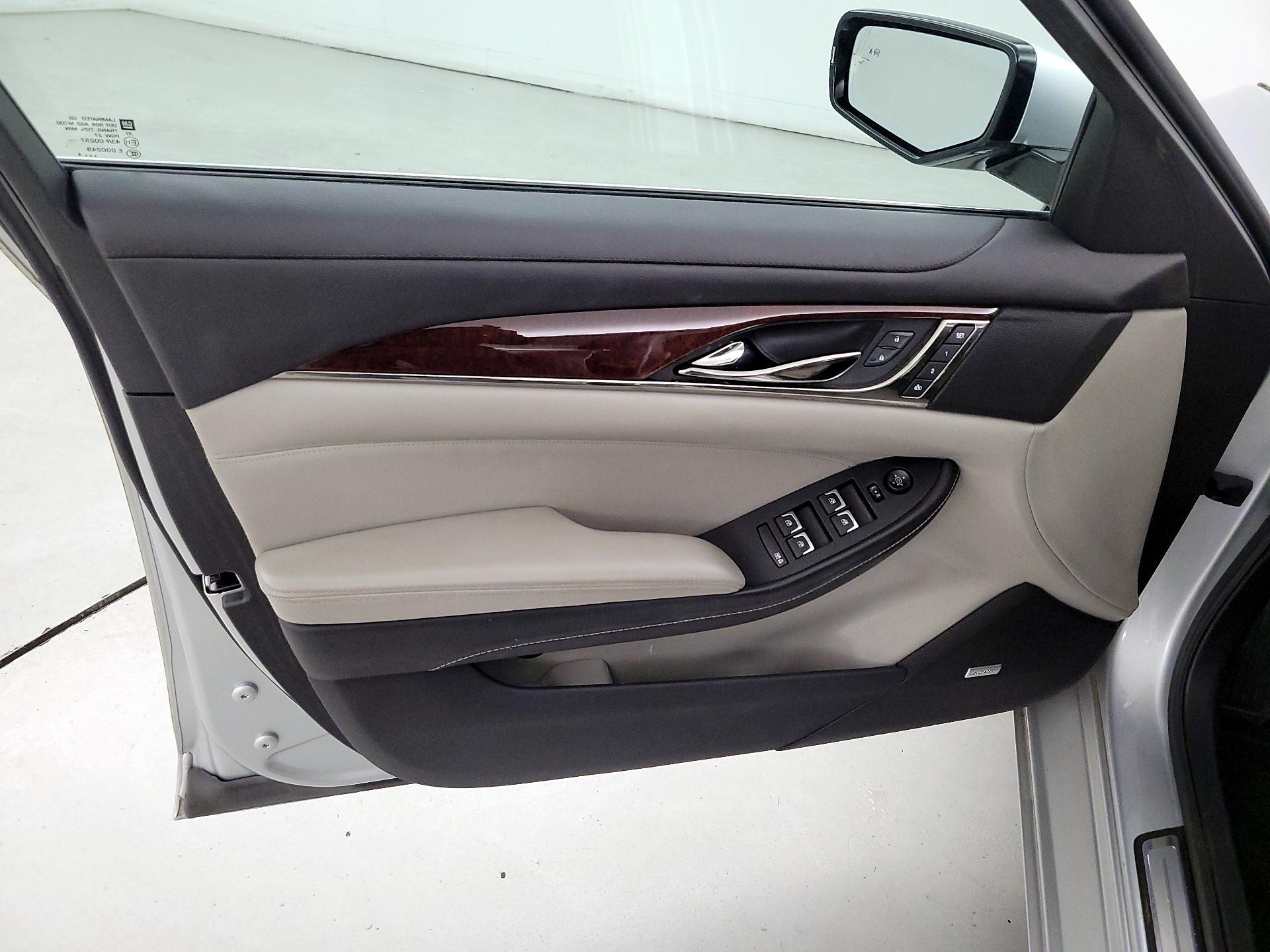 Thumbnail: 2014 Cadillac CTS - 12