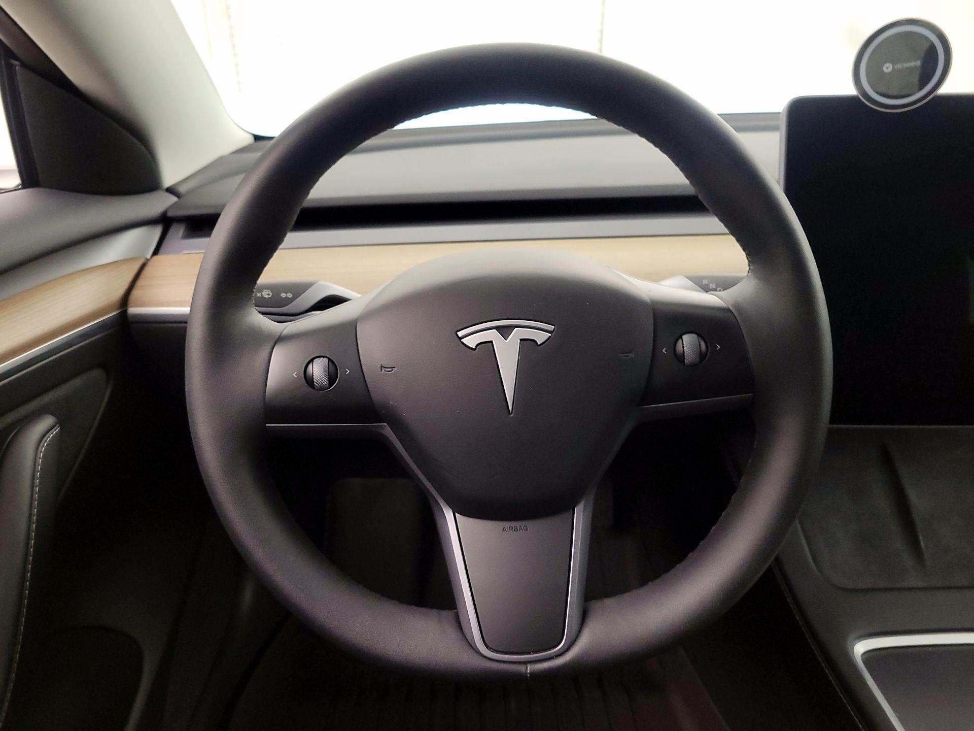 Thumbnail: 2023 Tesla Model 3 - 10