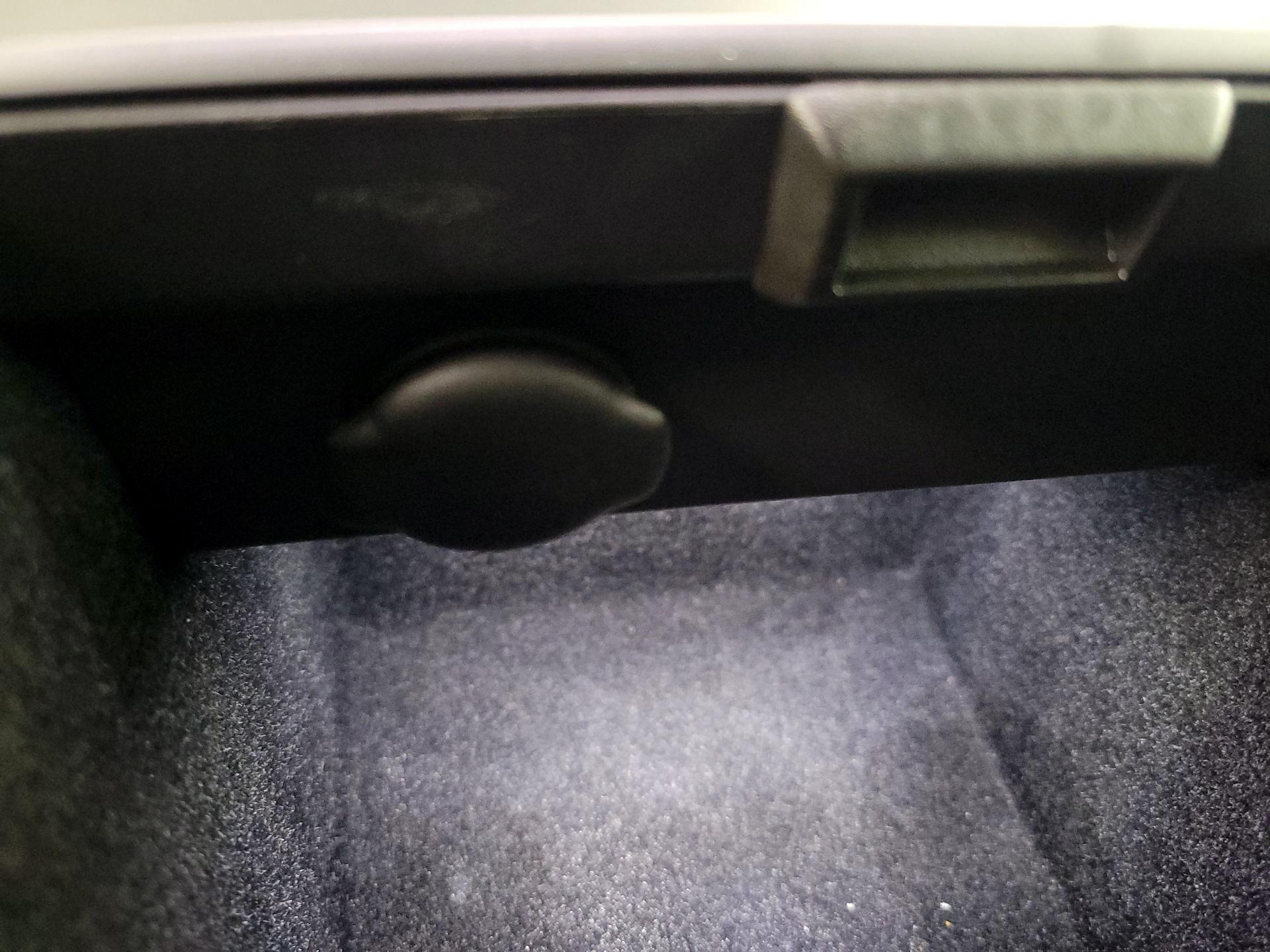 Thumbnail: 2023 Tesla Model 3 - 18