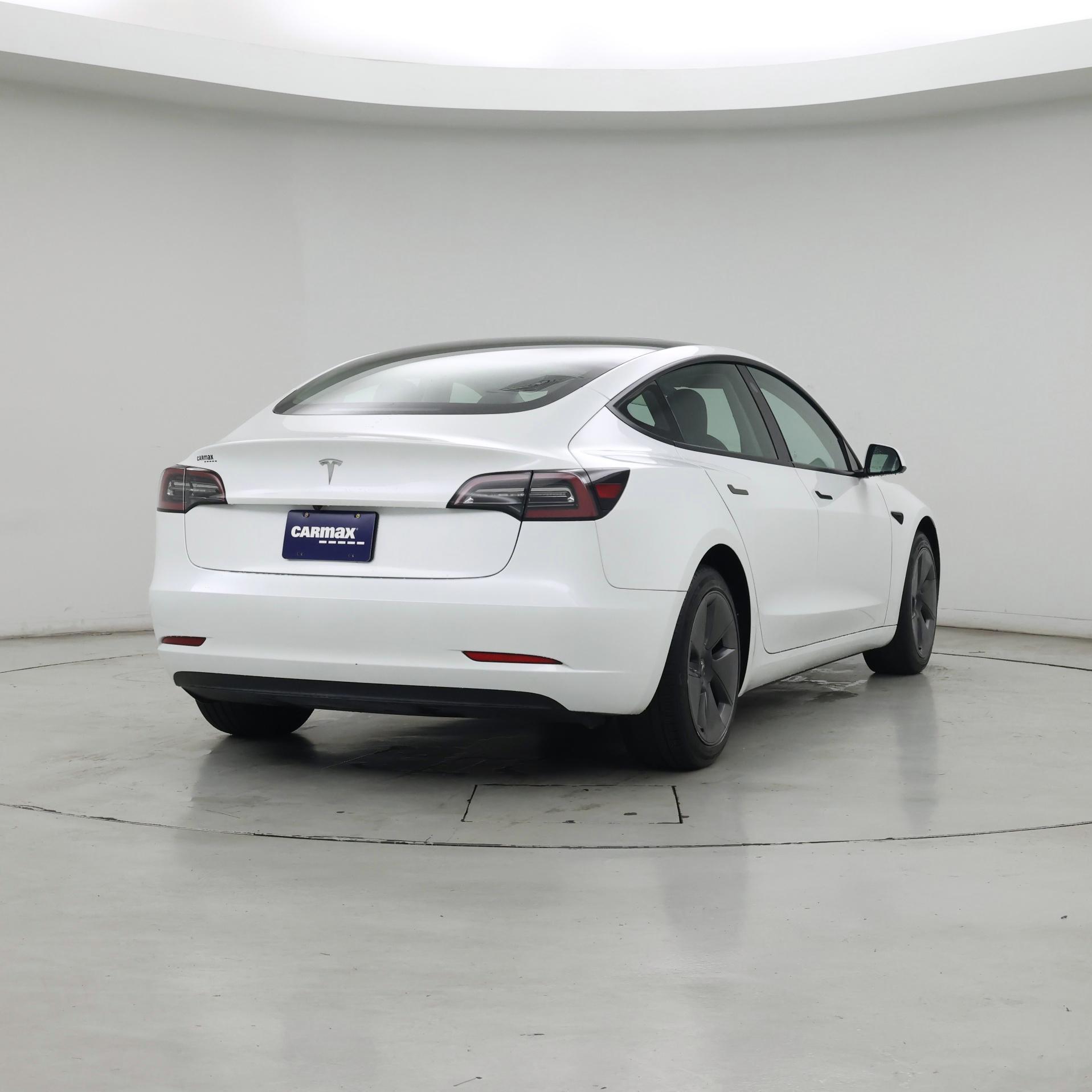 Thumbnail: 2023 Tesla Model 3 - 8