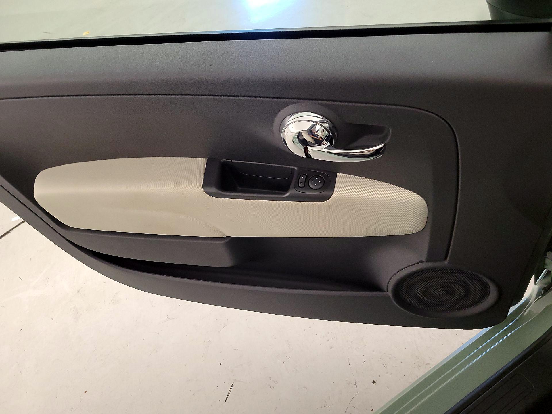 Thumbnail: 2017 Fiat 500 - 12