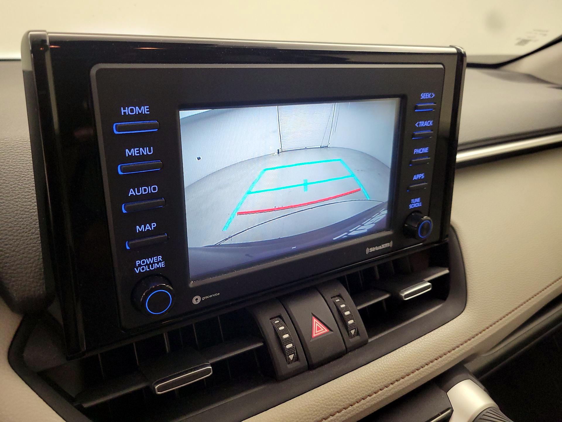 Thumbnail: 2020 Toyota RAV4 - 14