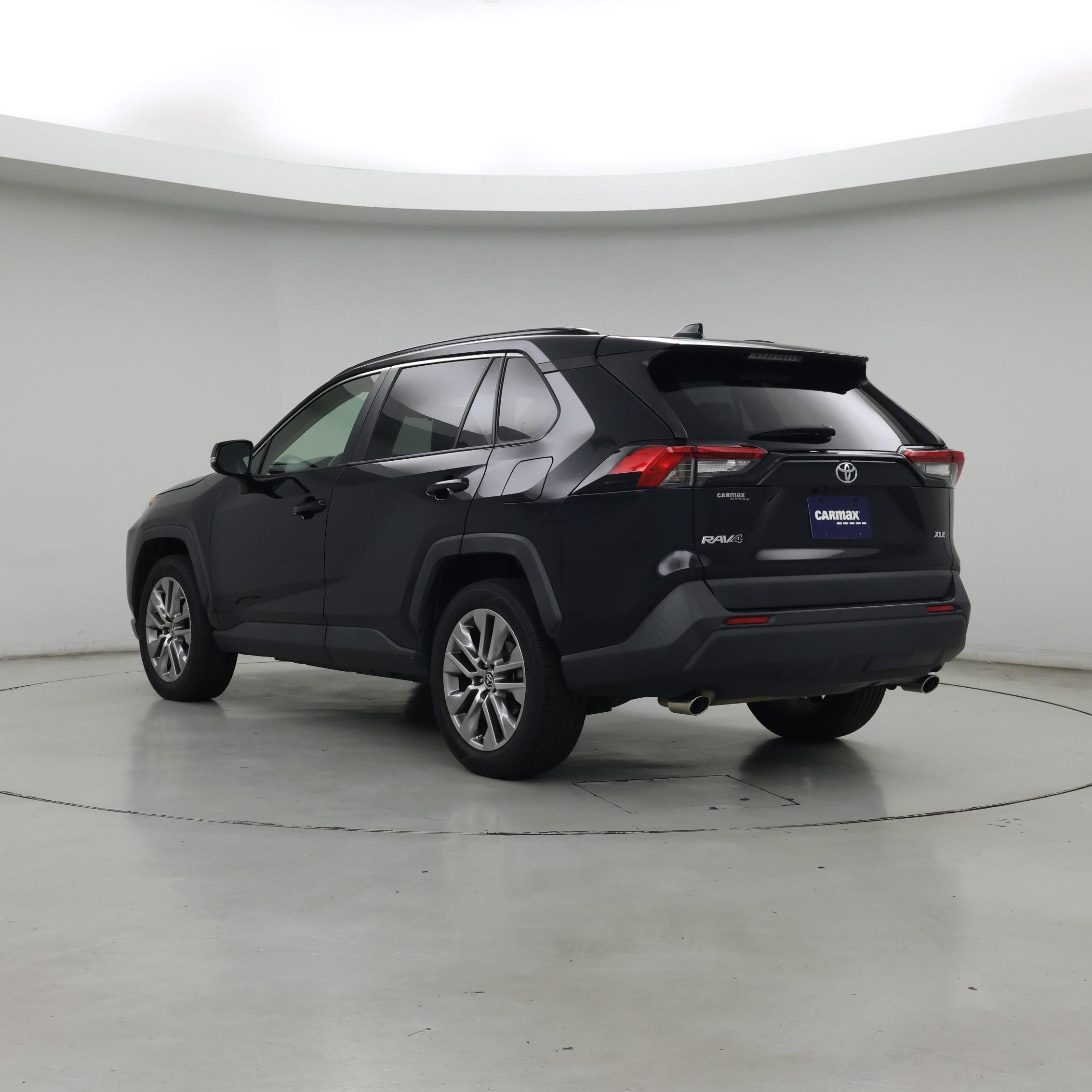 Thumbnail: 2020 Toyota RAV4 - 2