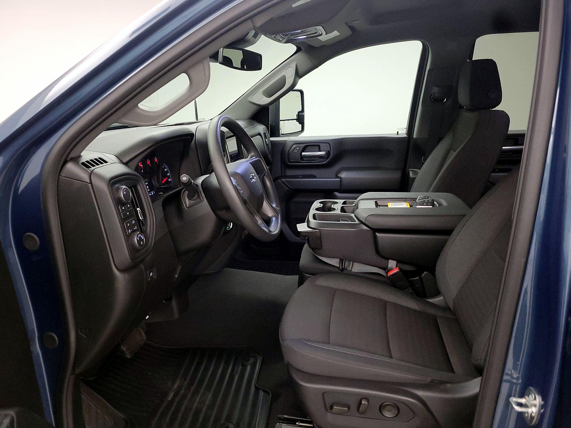 Thumbnail: 2026 Chevrolet Silverado 2500 - 11