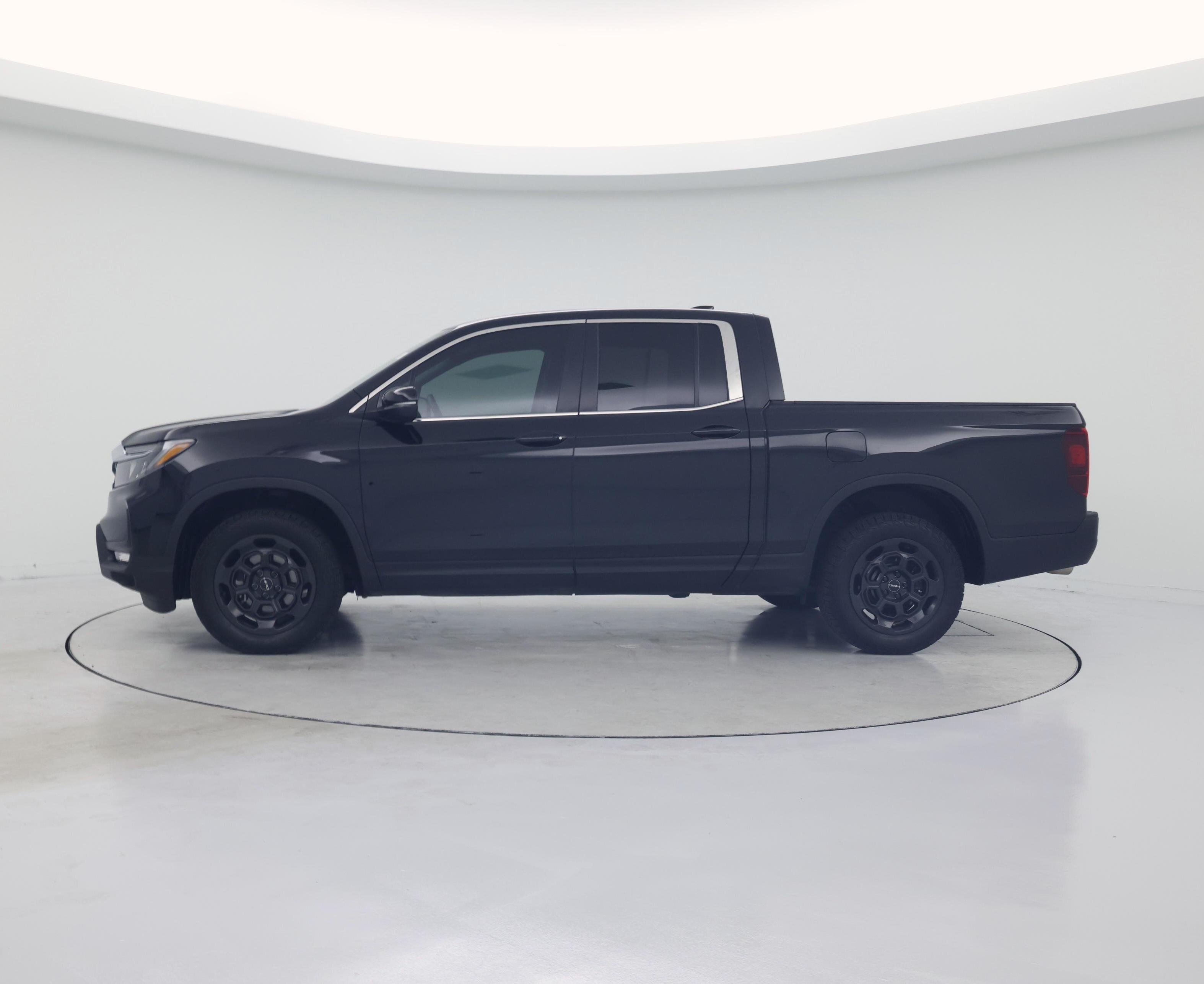 Thumbnail: 2025 Honda Ridgeline - 3