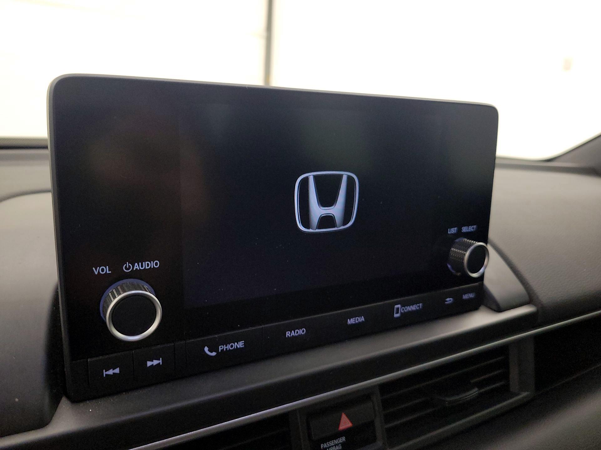 Thumbnail: 2024 Honda Pilot - 15