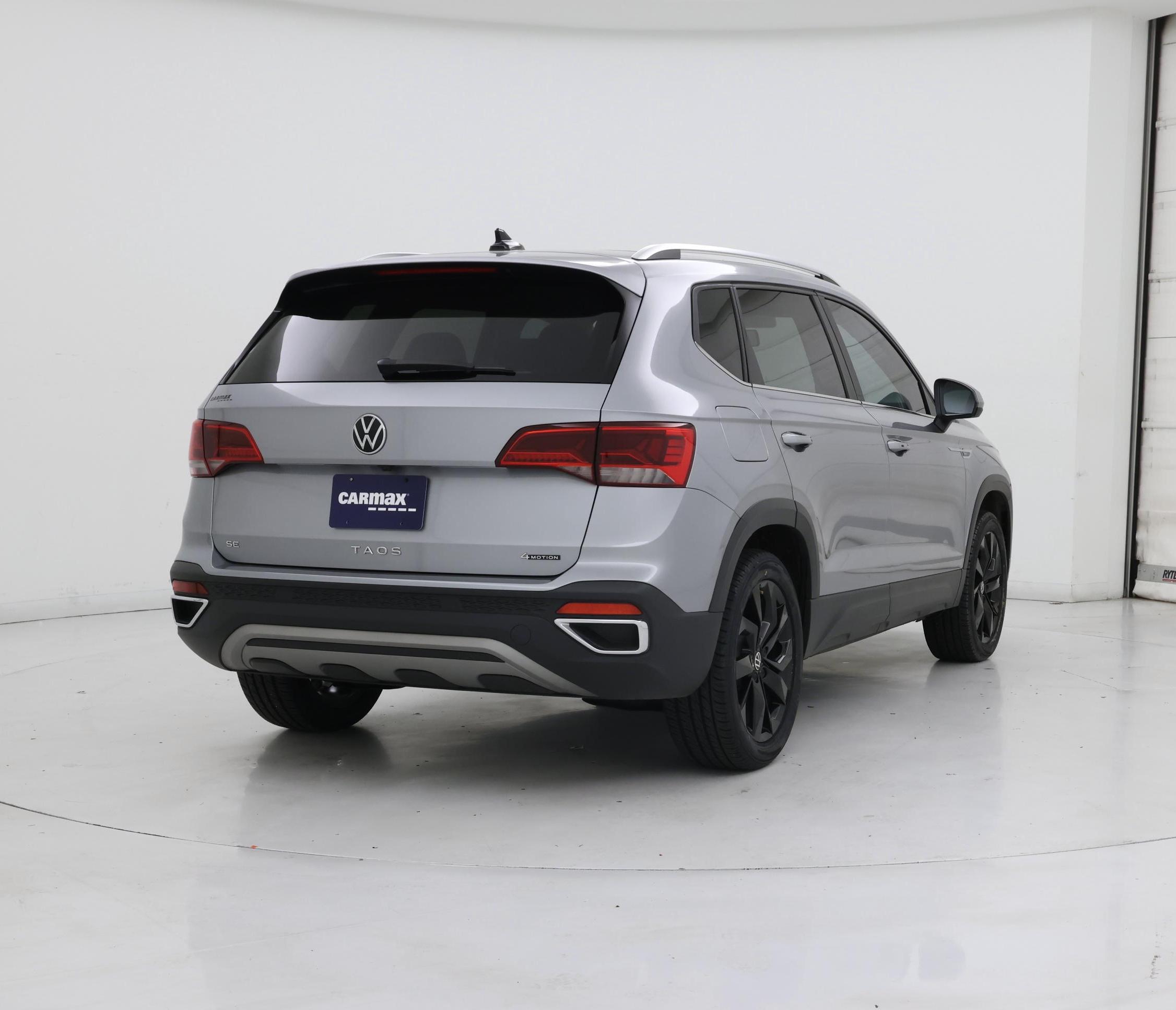 Thumbnail: 2022 Volkswagen Taos - 8