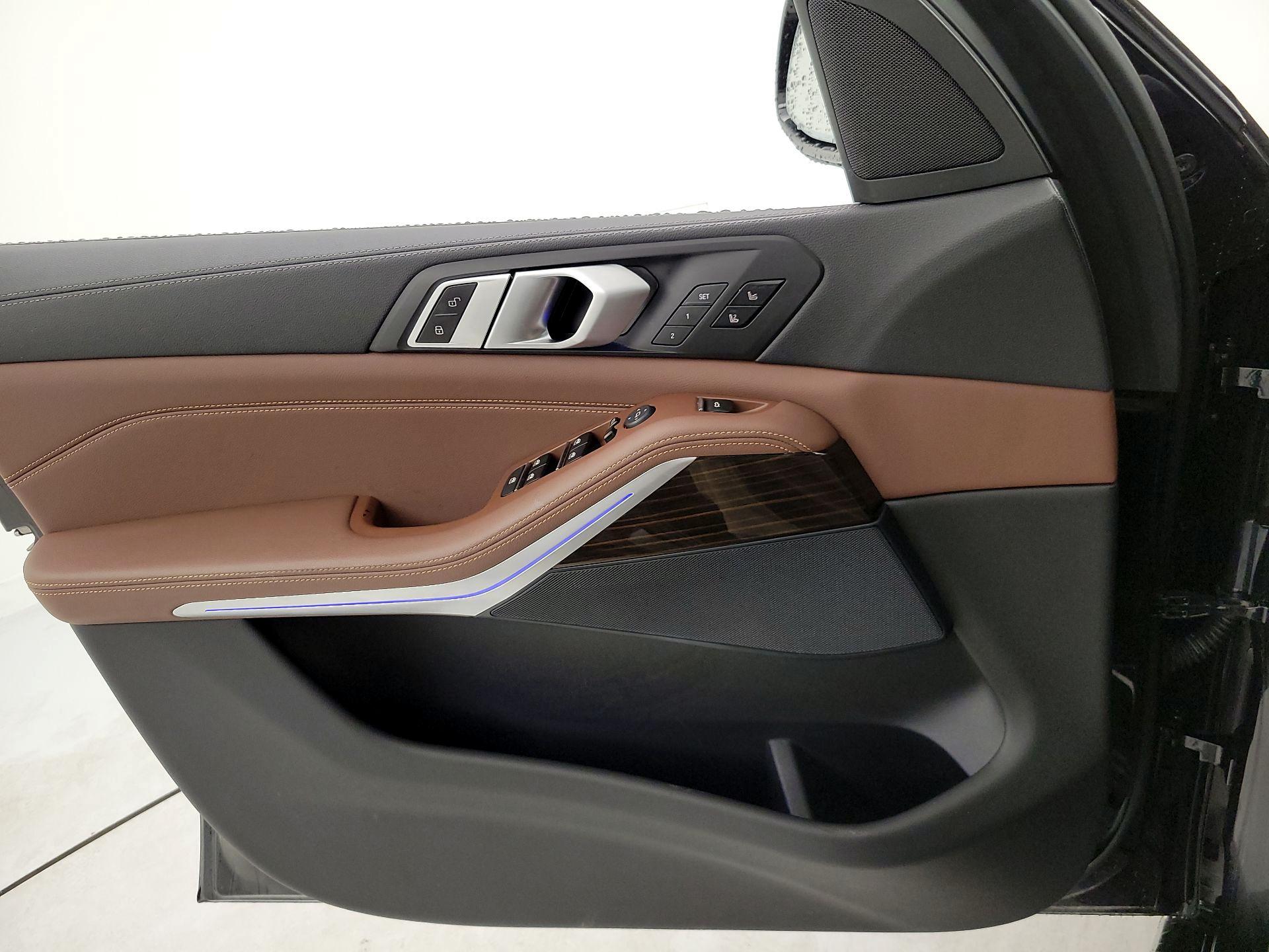 Thumbnail: 2021 BMW X5 - 12