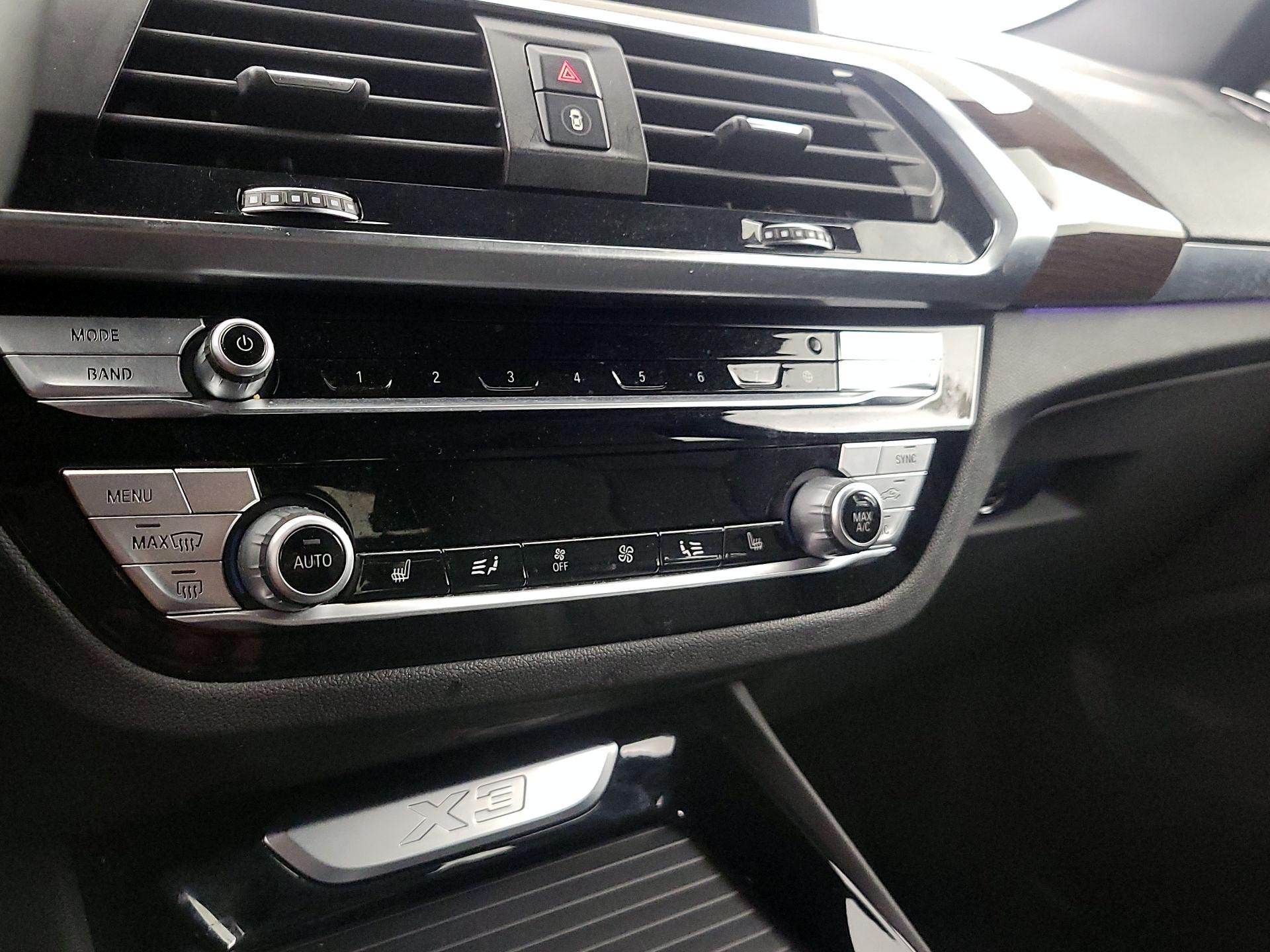 Thumbnail: 2021 BMW X3 - 17