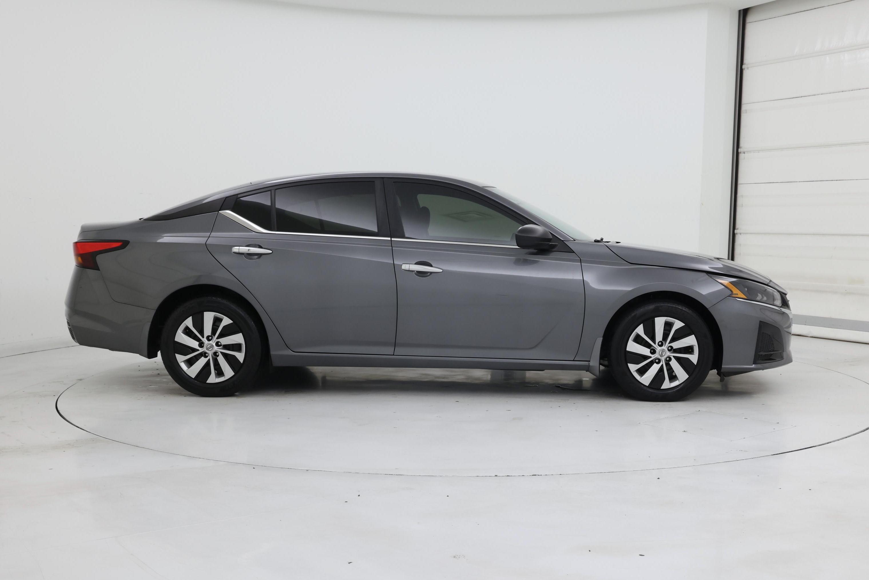 Thumbnail: 2024 Nissan Altima - 7