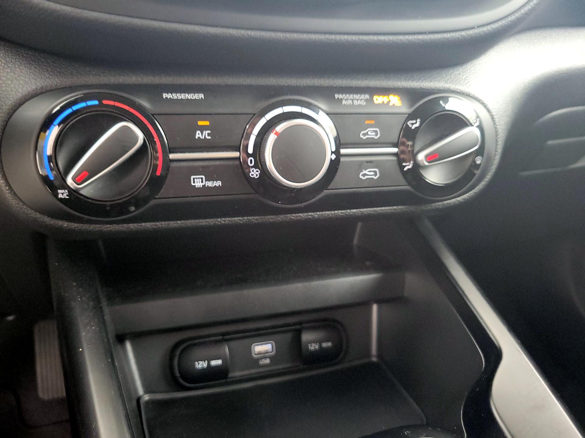 Thumbnail: 2025 Kia Soul - 16