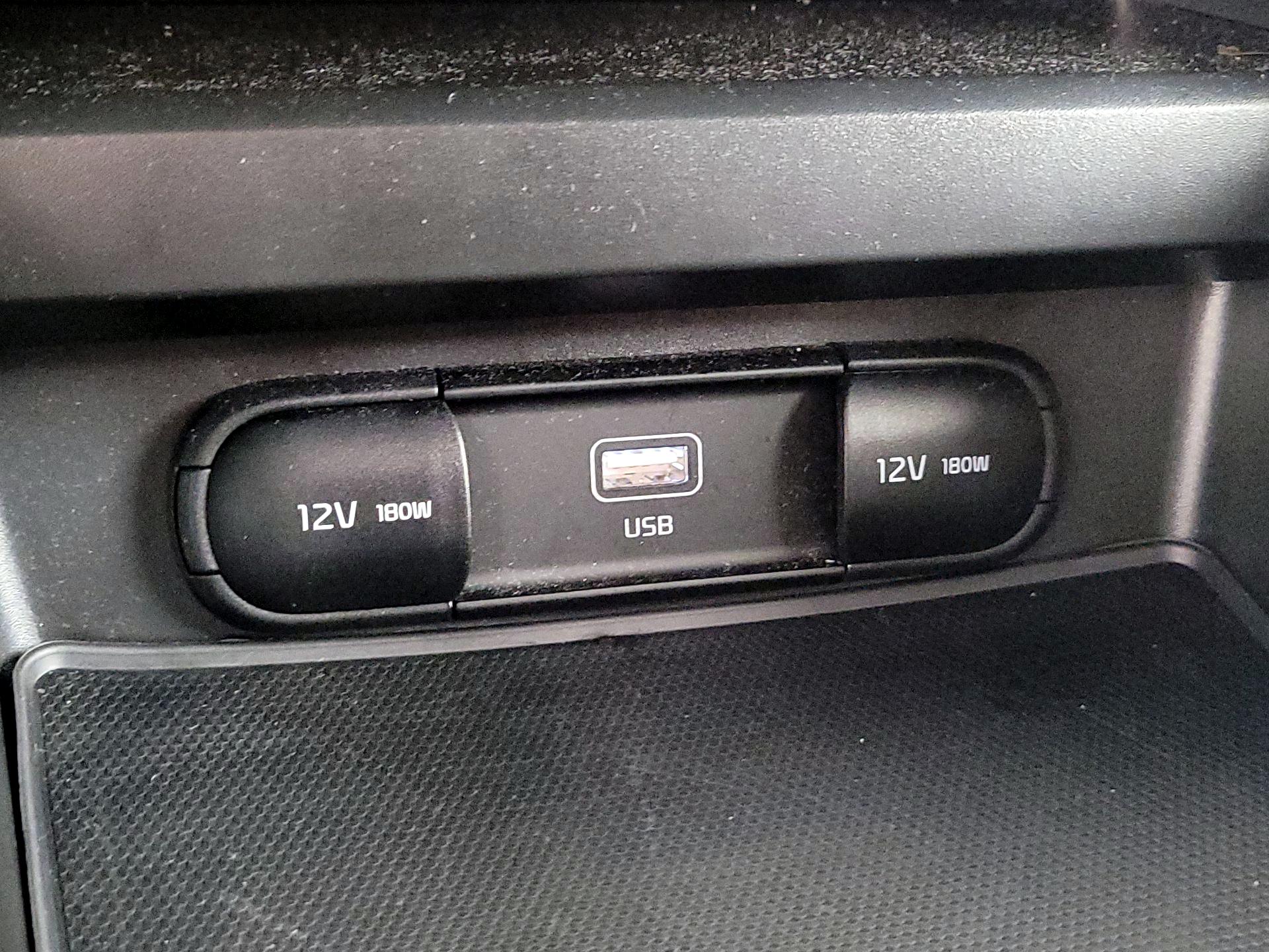 Thumbnail: 2025 Kia Soul - 18