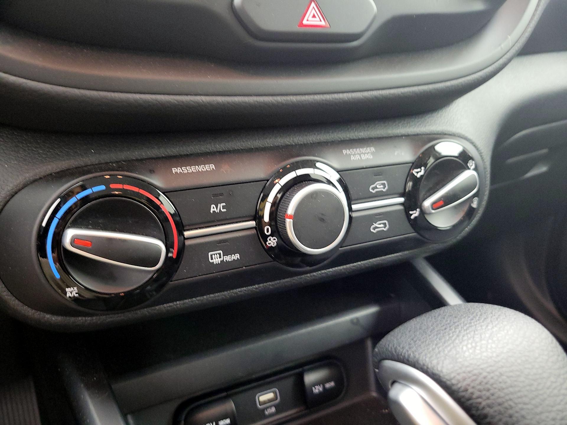 Thumbnail: 2025 Kia Soul - 16