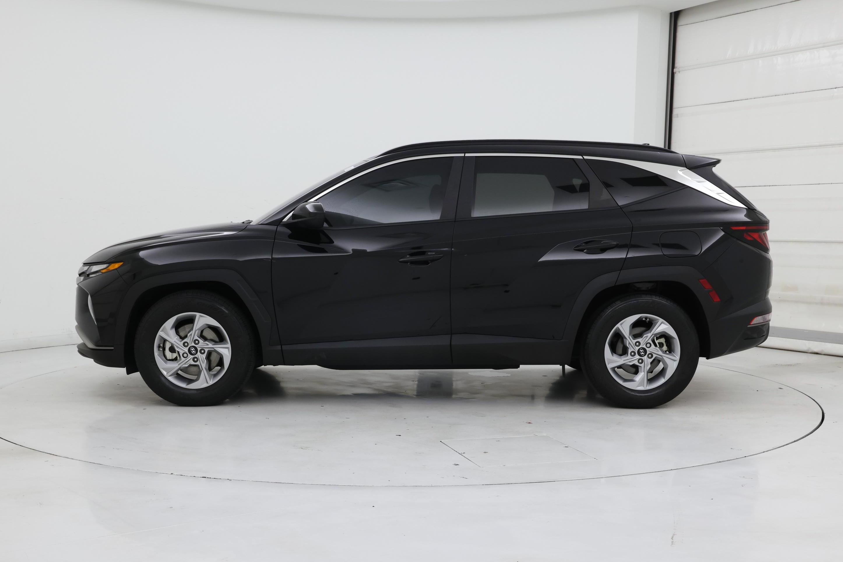 Thumbnail: 2024 Hyundai Tucson - 3