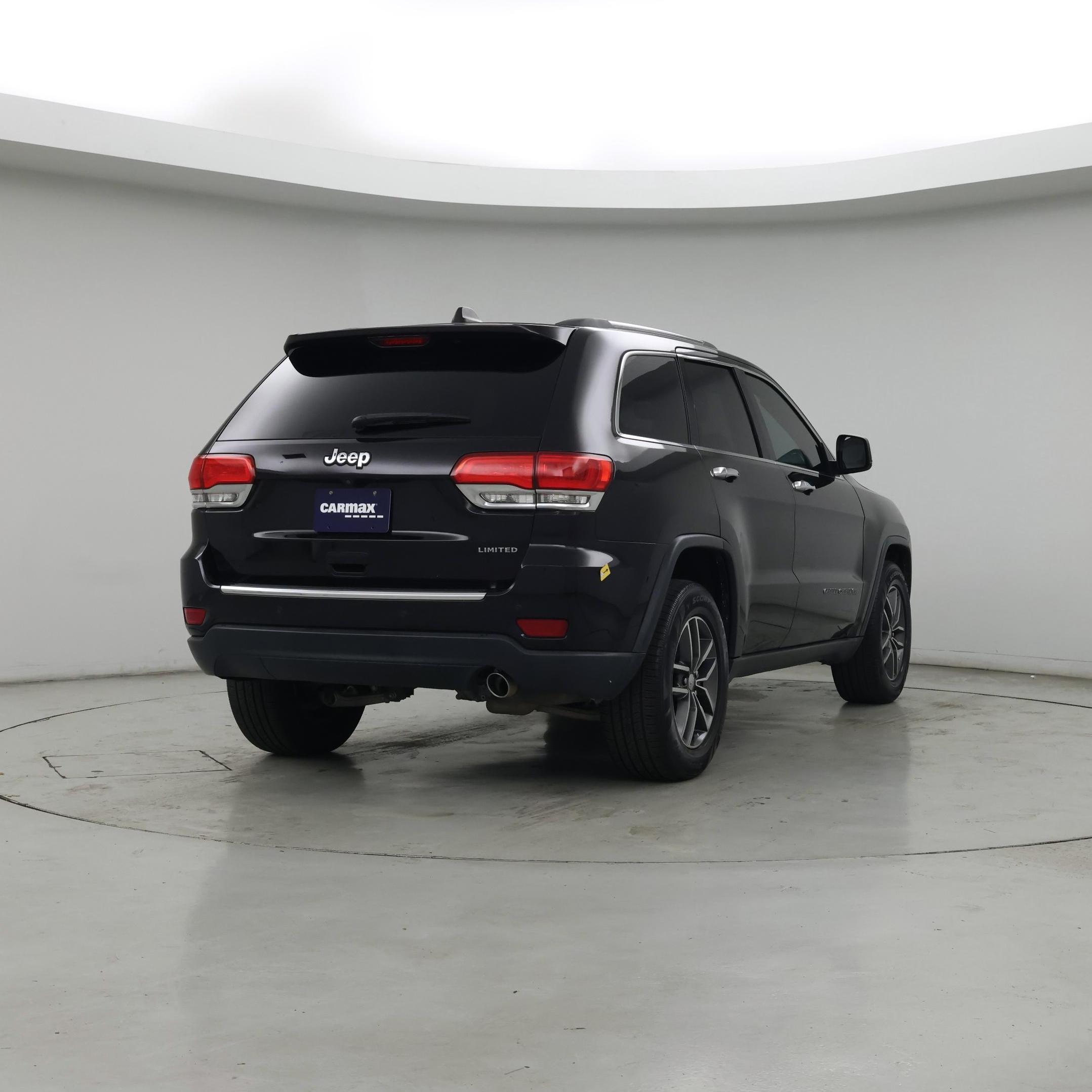 Thumbnail: 2018 Jeep Grand Cherokee - 8