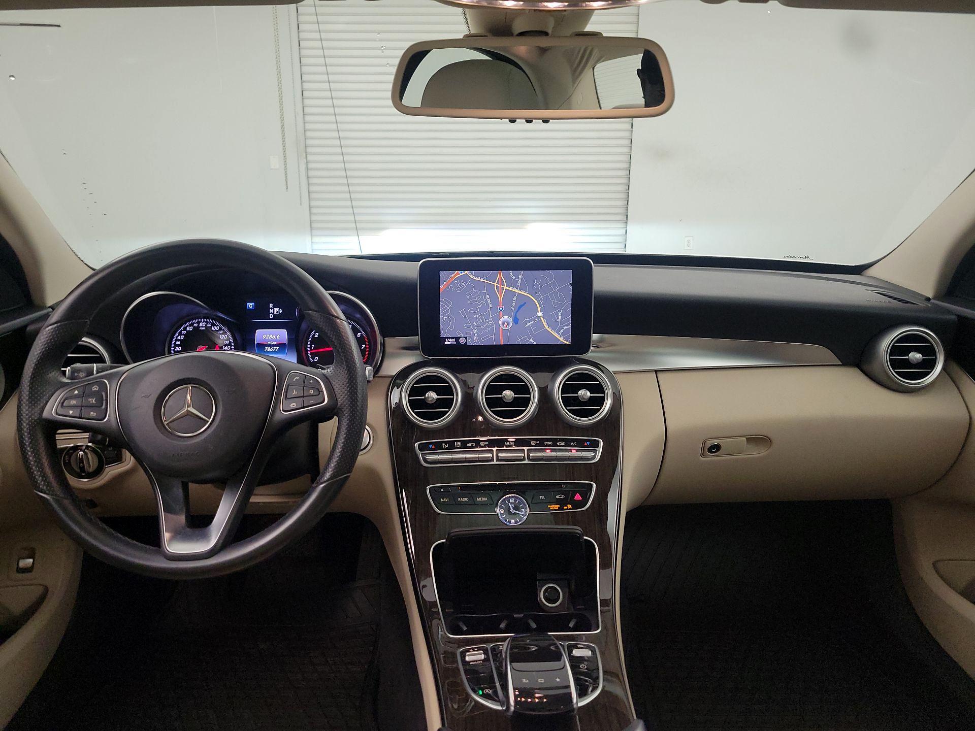 Thumbnail: 2015 Mercedes-Benz C-Class - 9