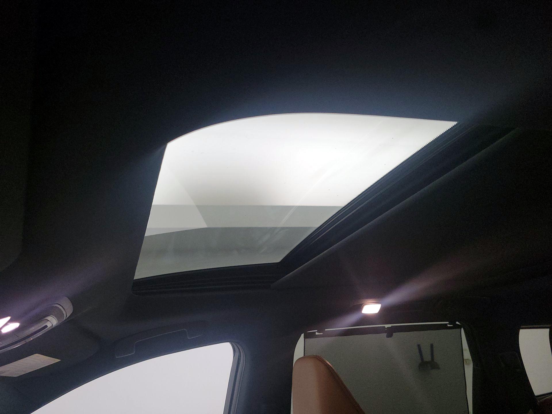 Thumbnail: 2022 INFINITI QX60 - 20
