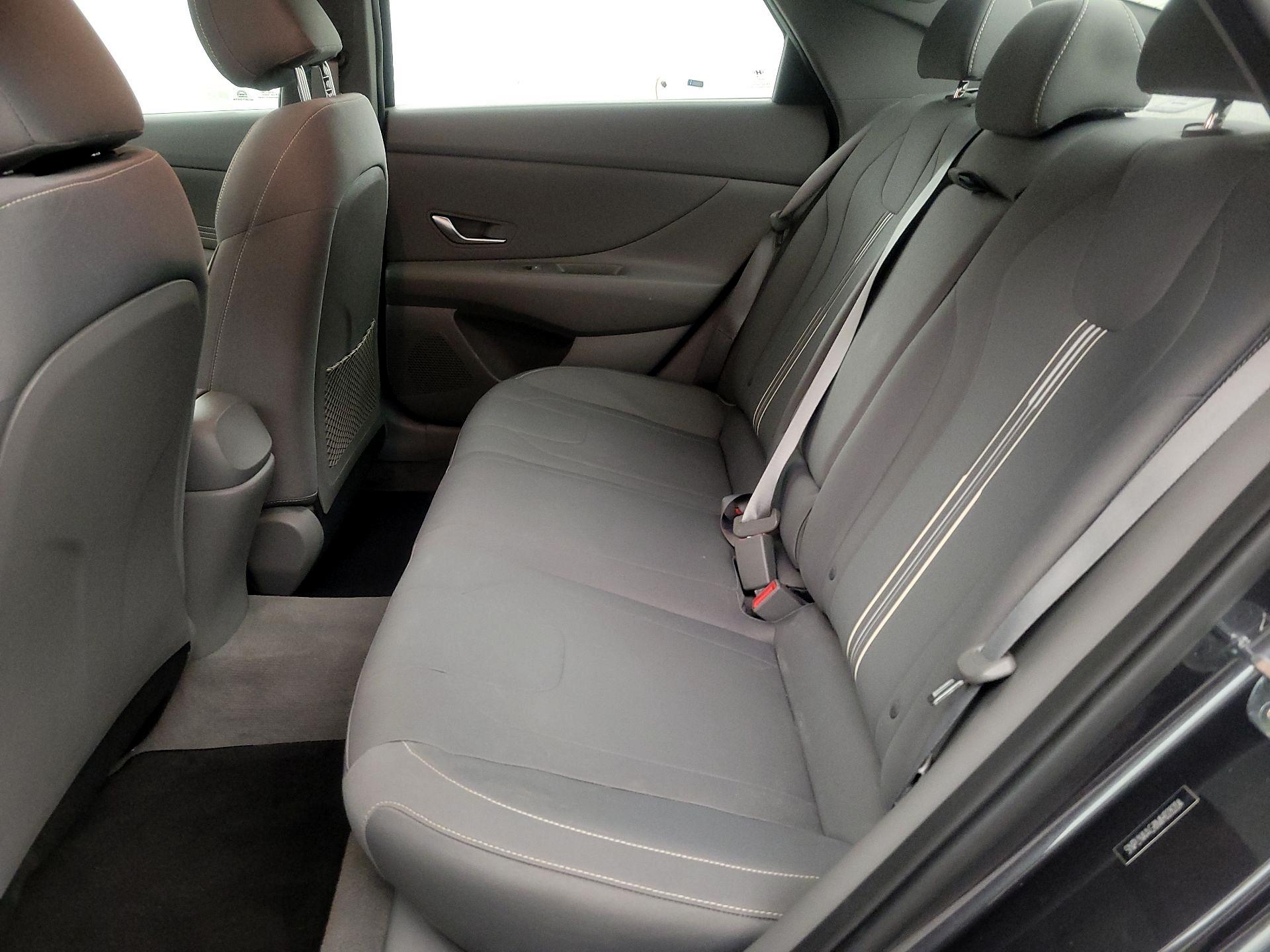 Thumbnail: 2021 Hyundai Elantra - 20